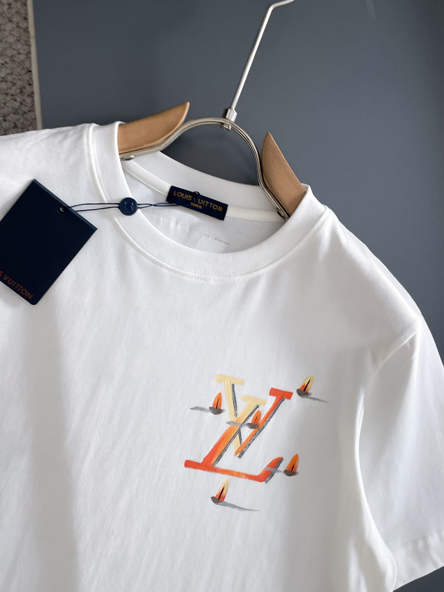 short sleeves