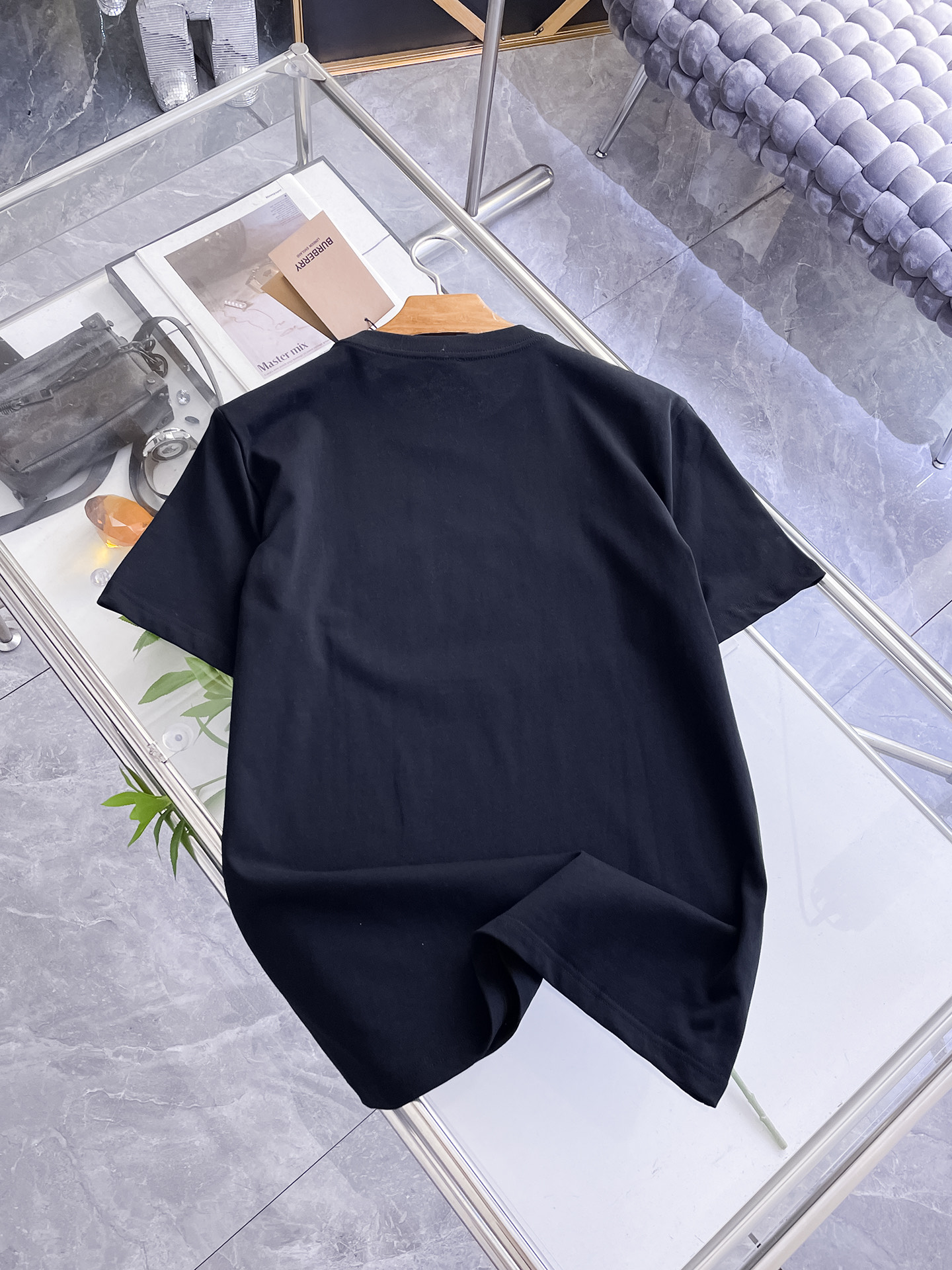 short sleeves