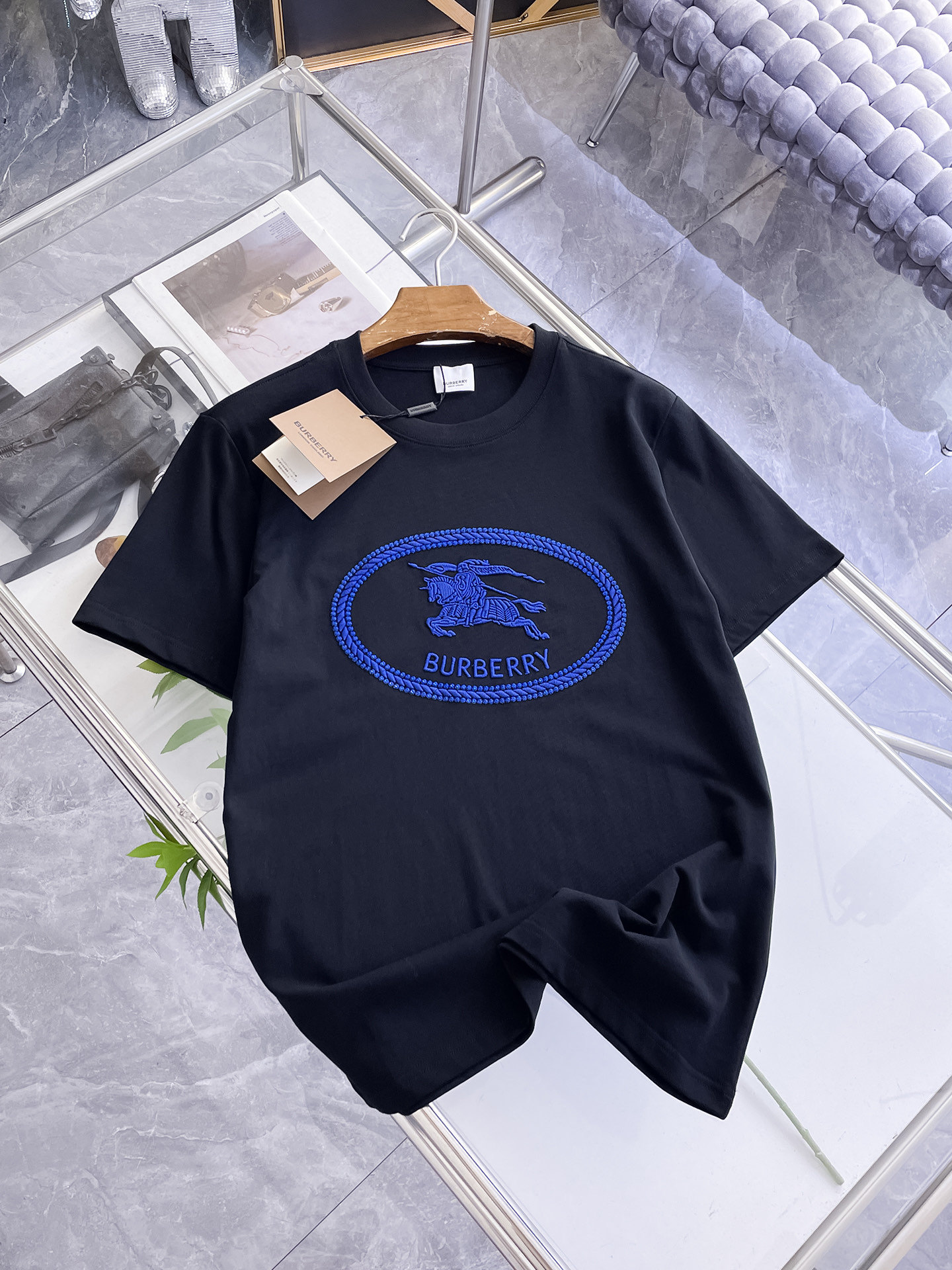 short sleeves