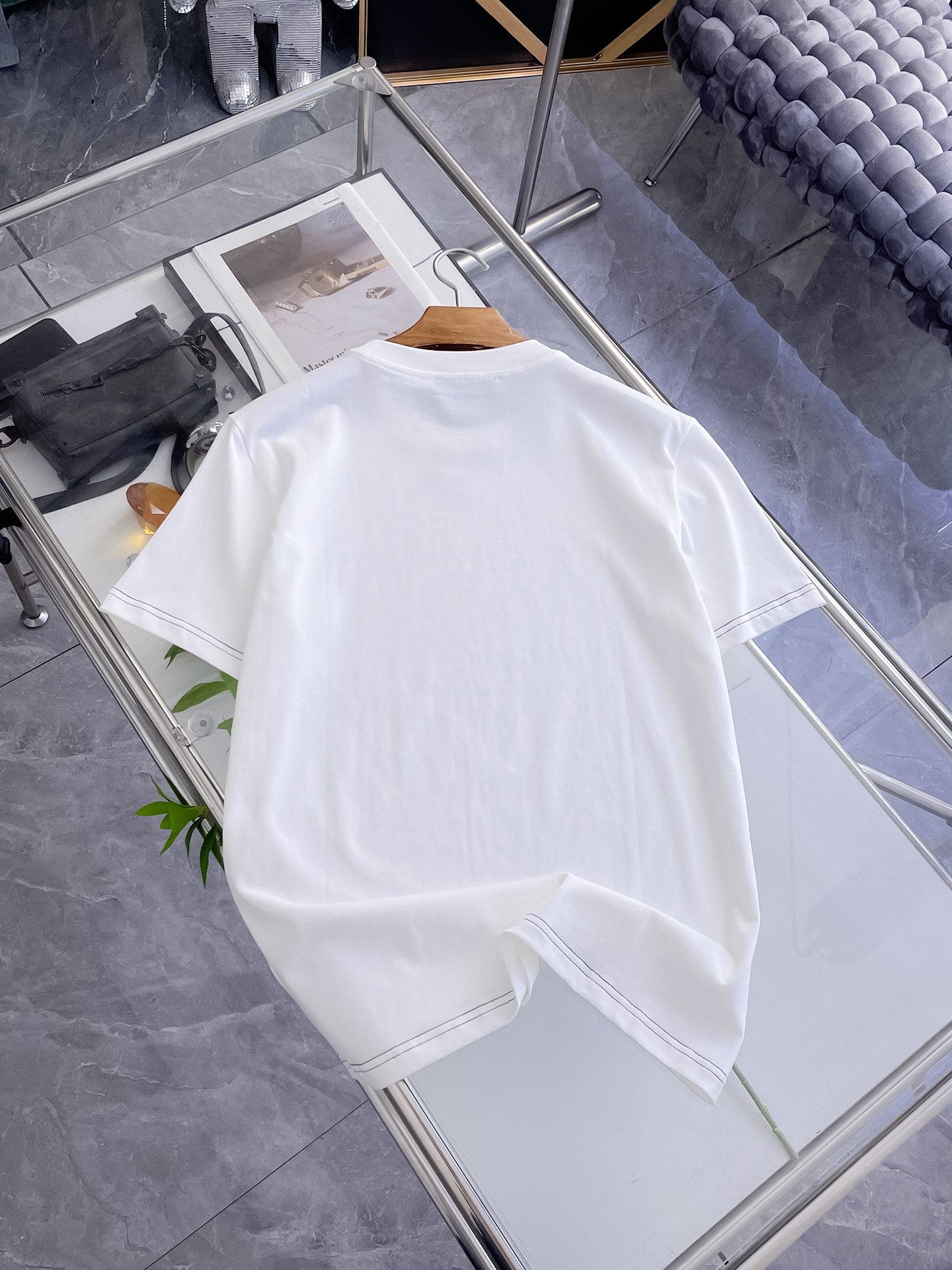 short sleeves