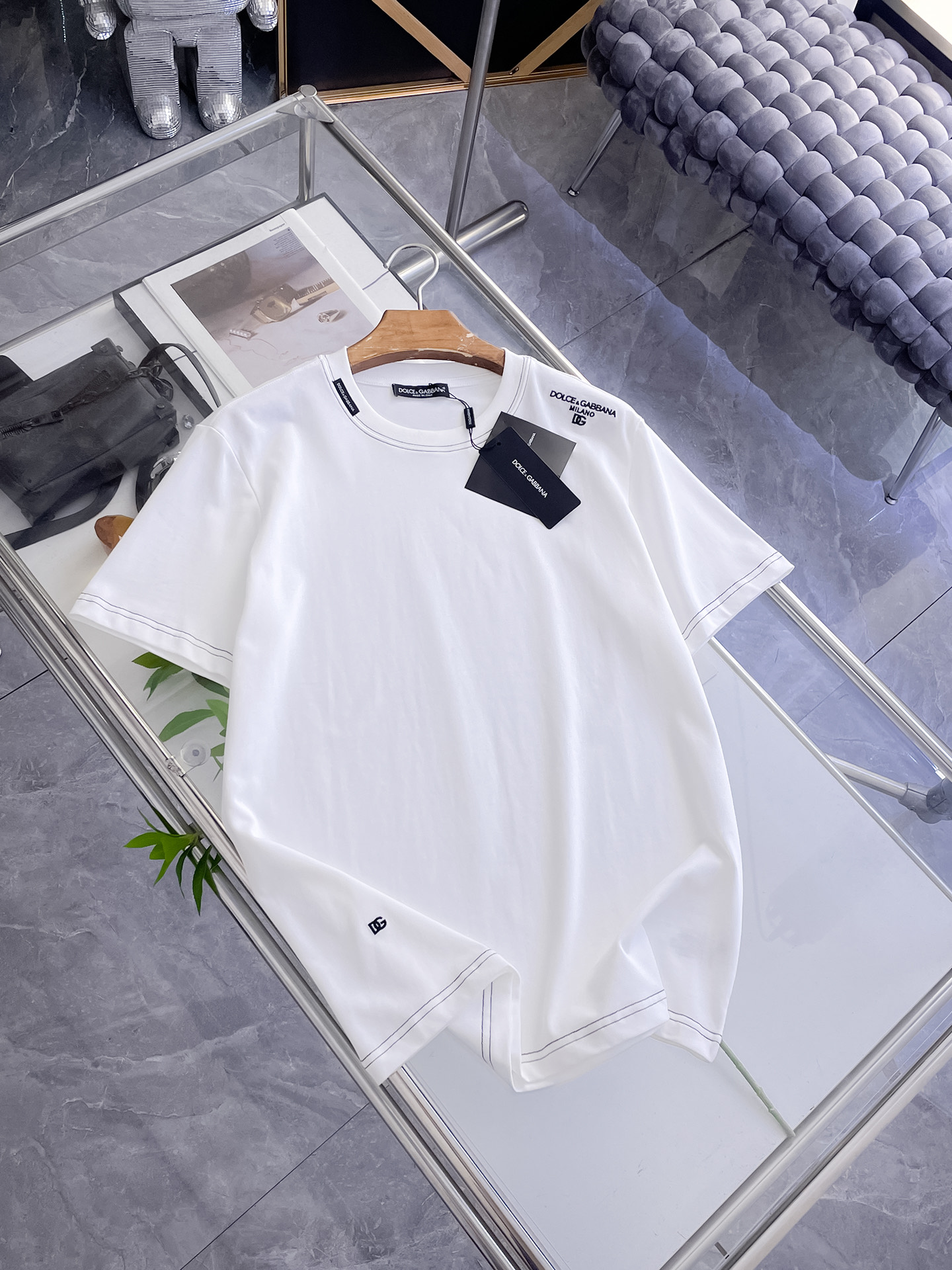 short sleeves