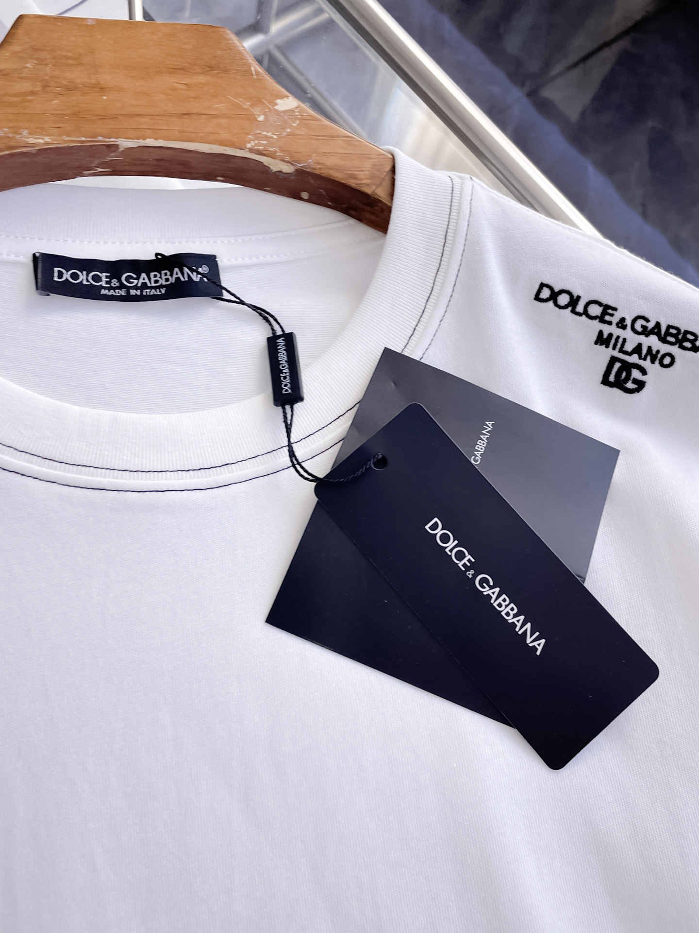 short sleeves