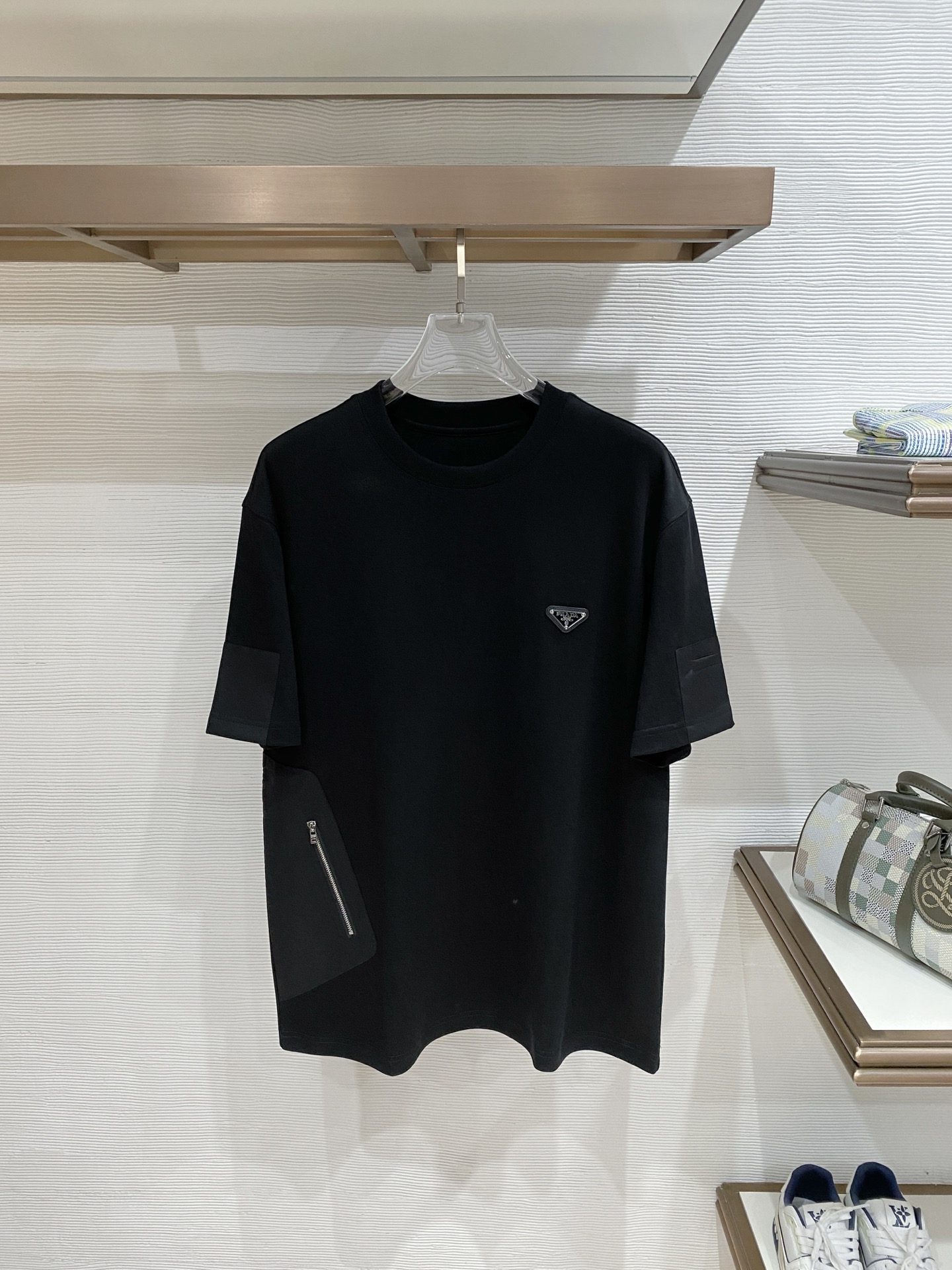 short sleeves