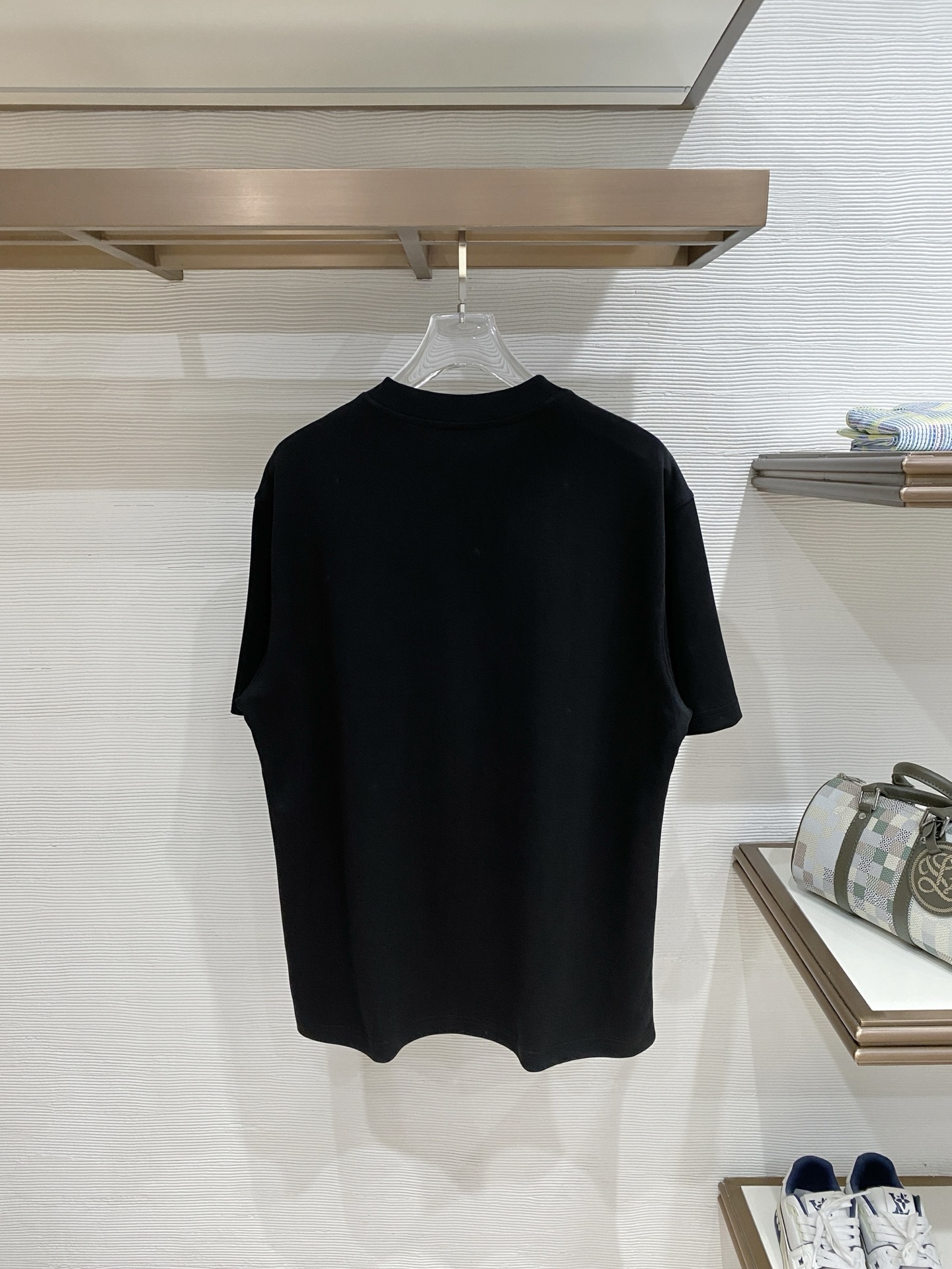 short sleeves