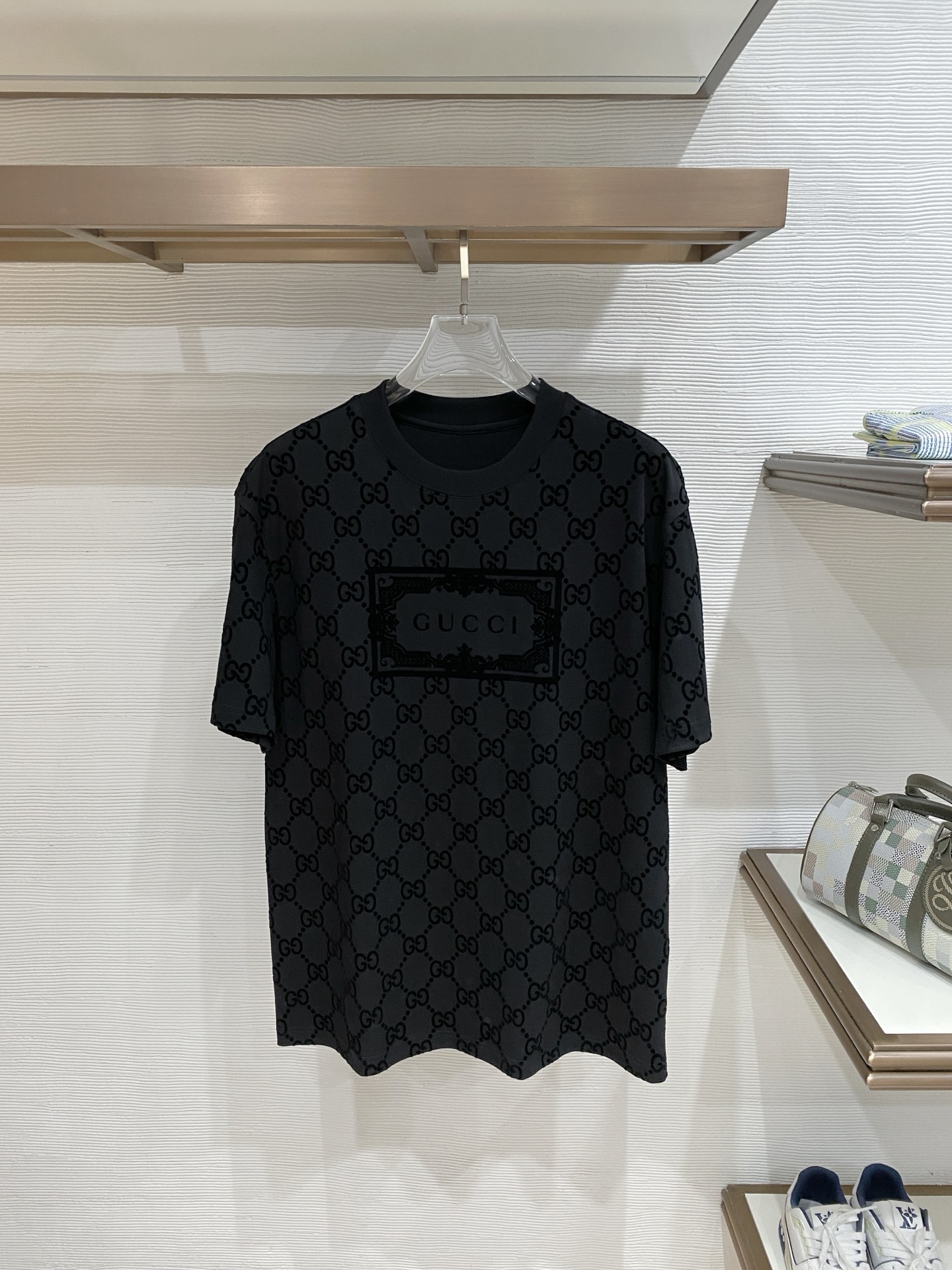 short sleeves