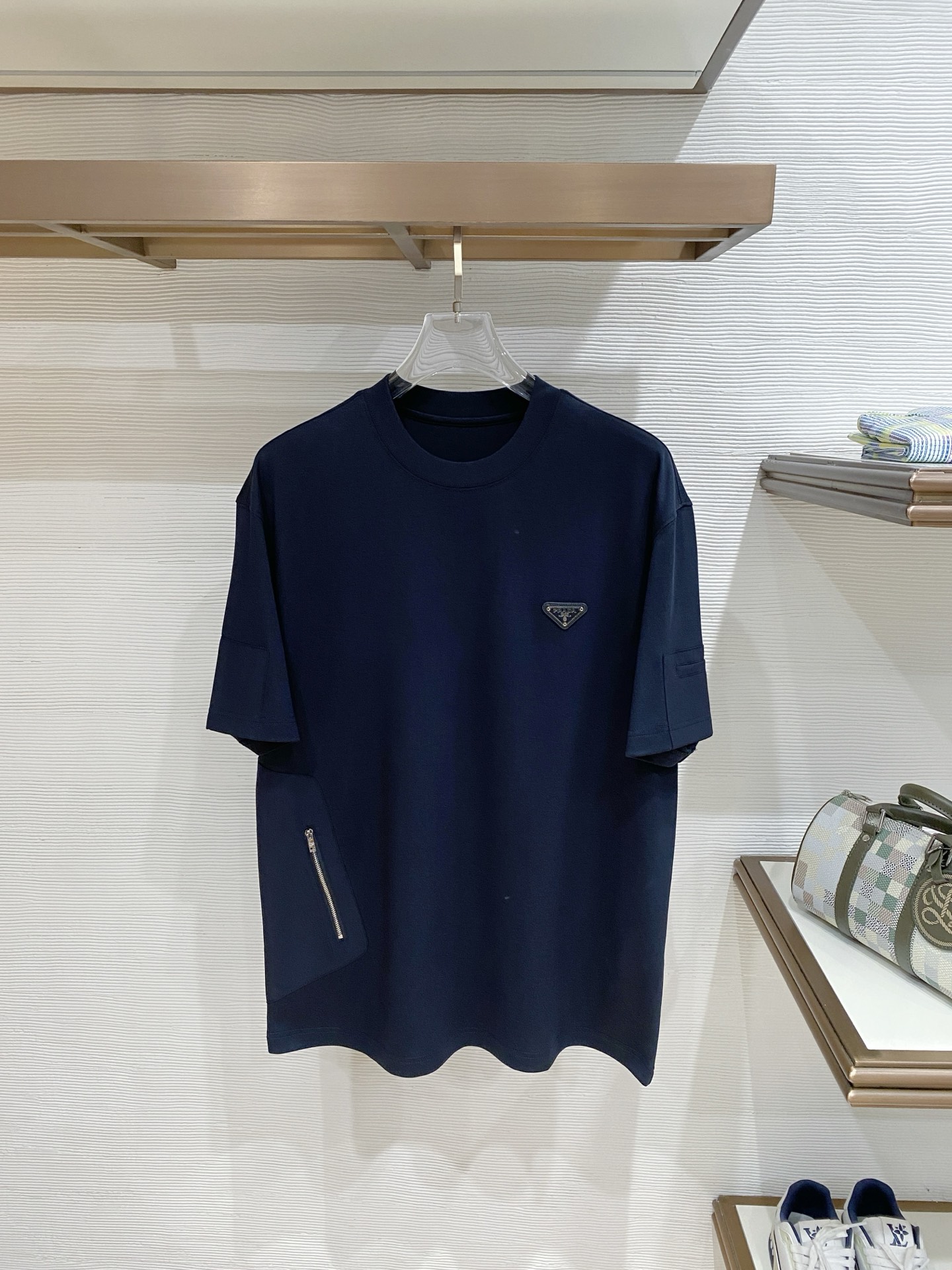 short sleeves