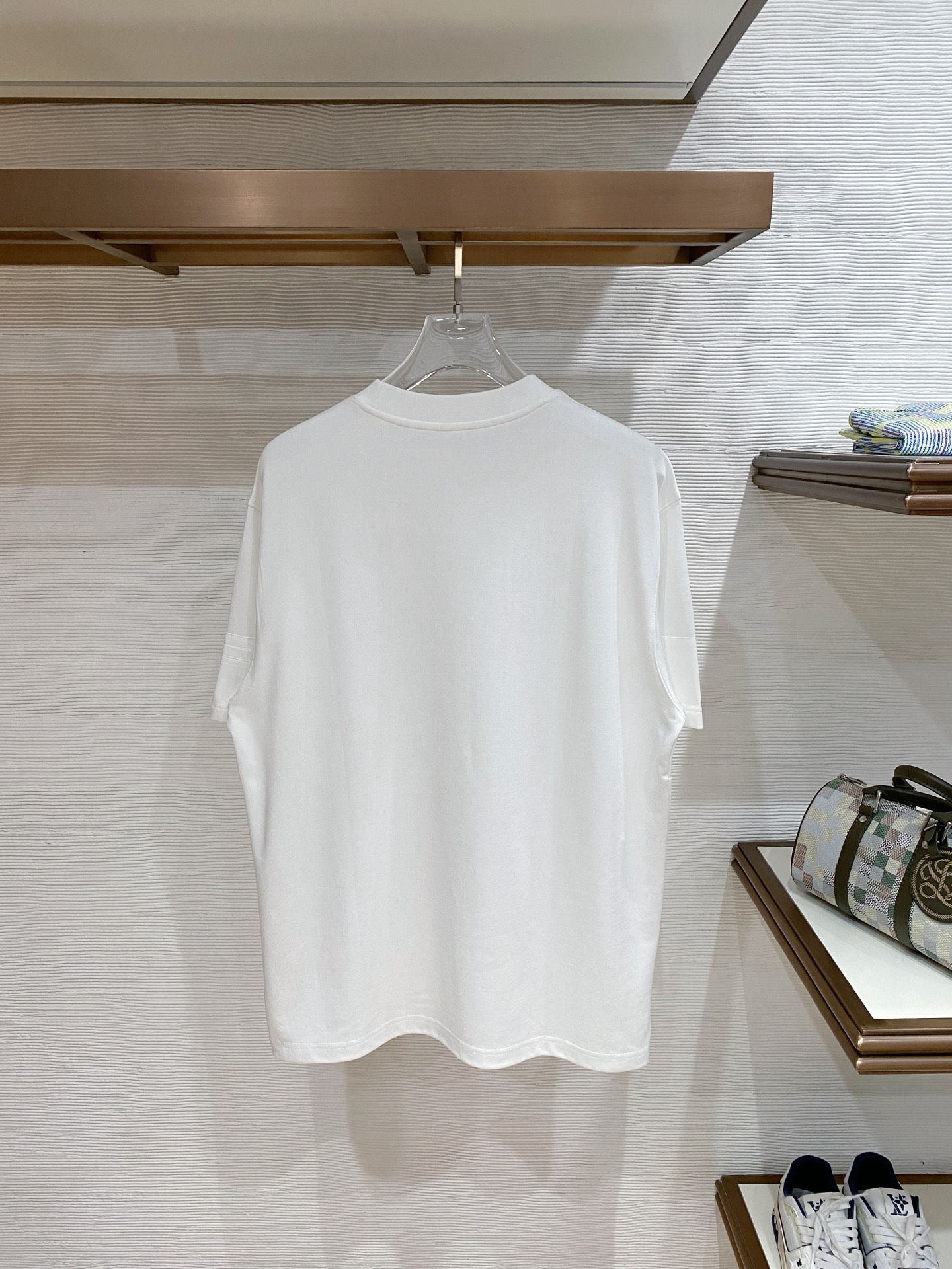 short sleeves