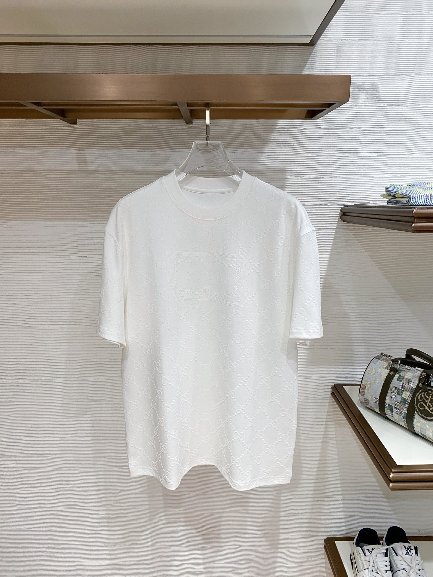 short sleeves