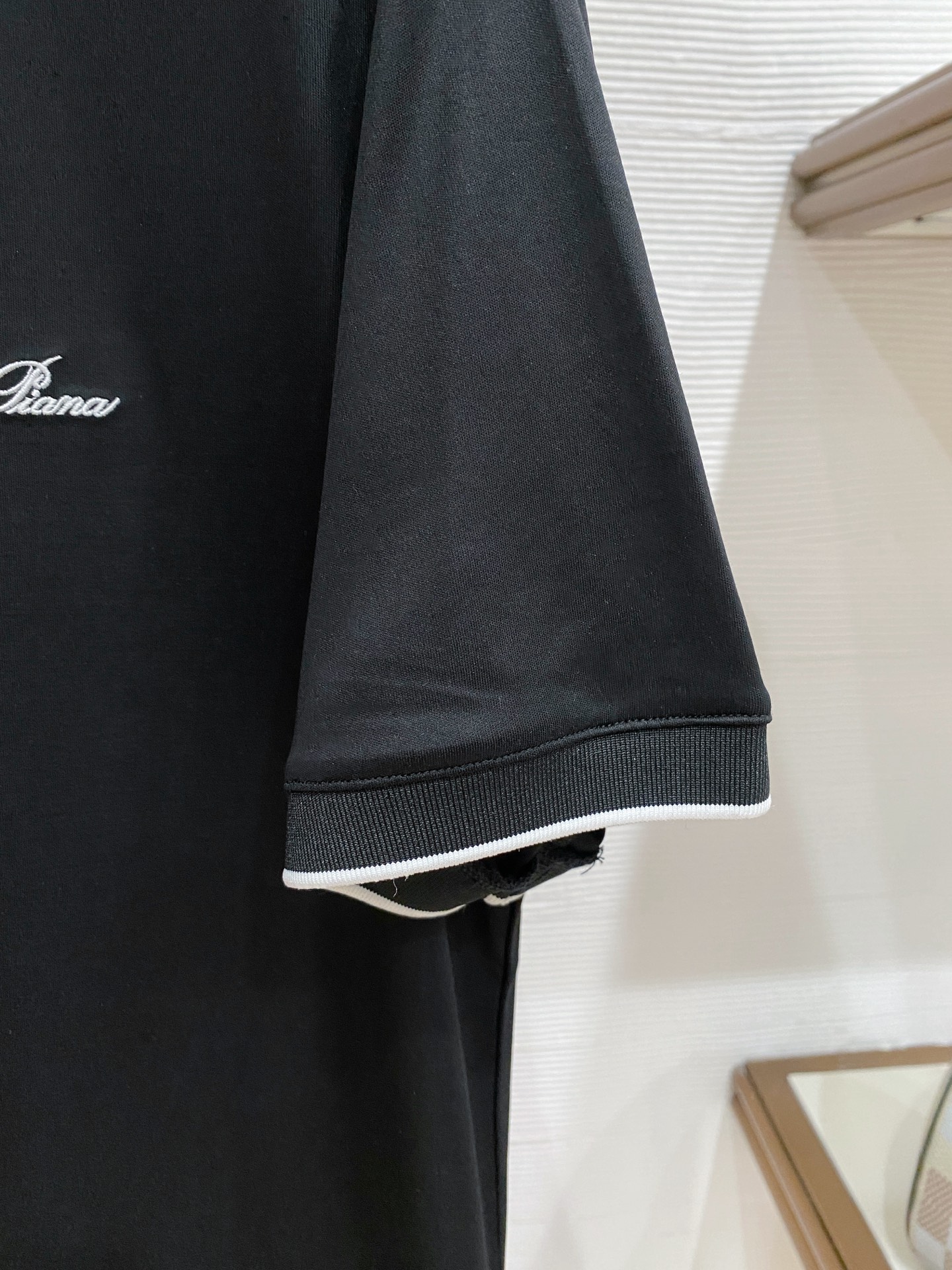 short sleeves