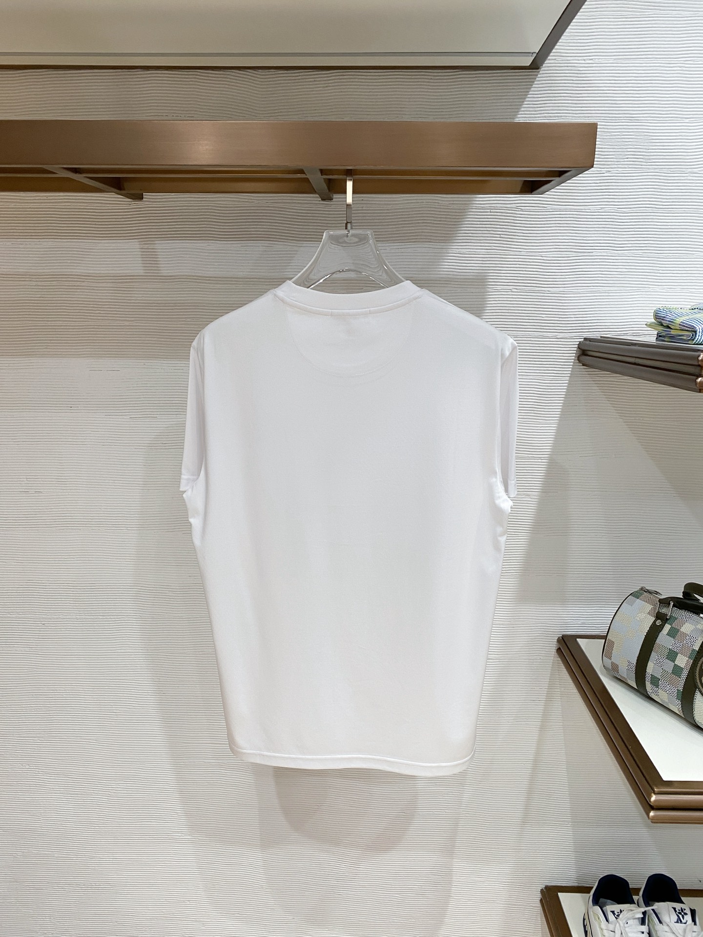 short sleeves