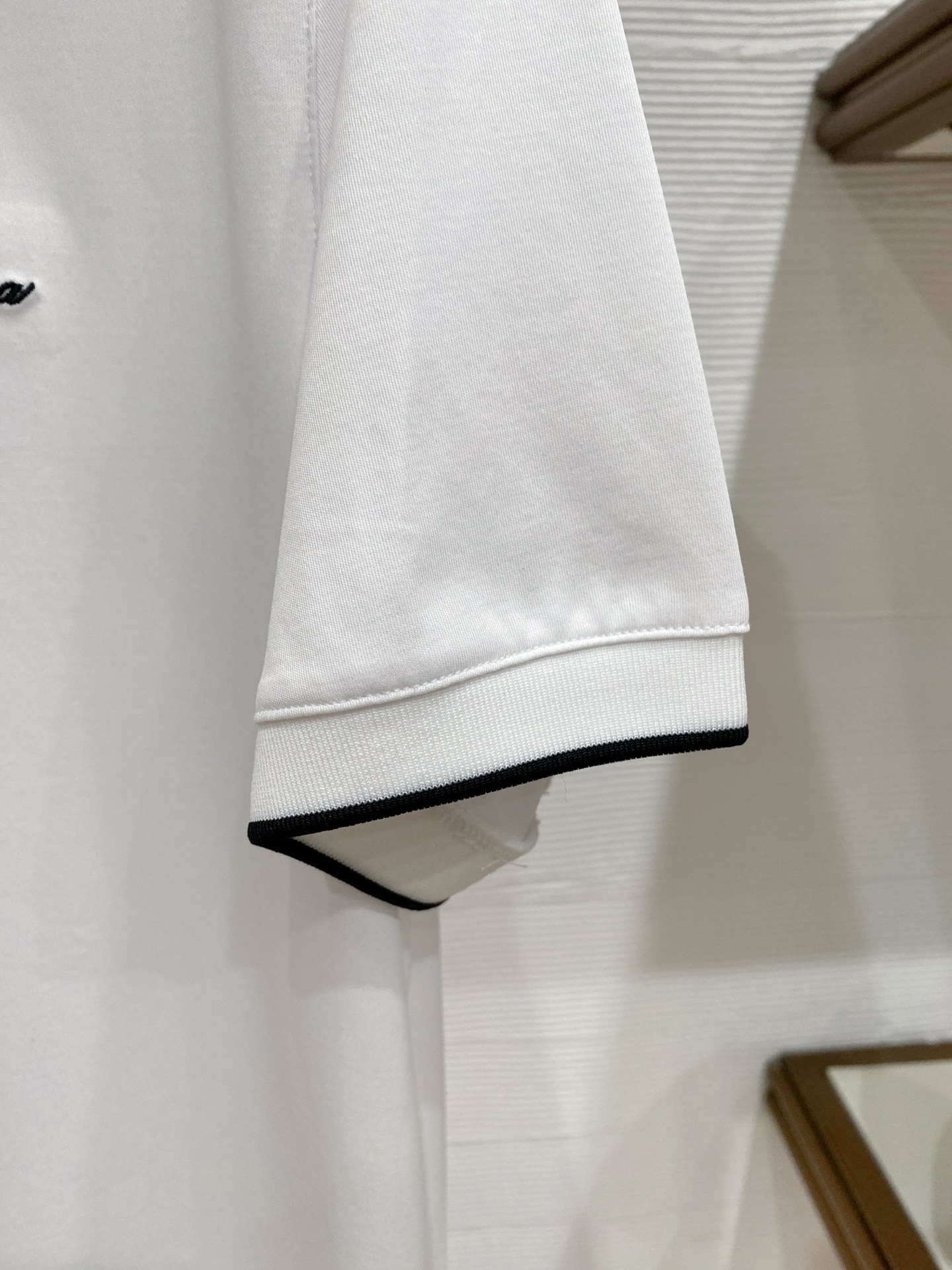 short sleeves
