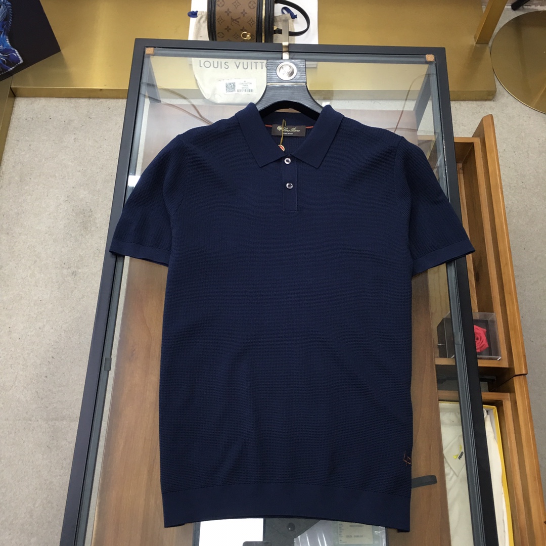 short sleeves