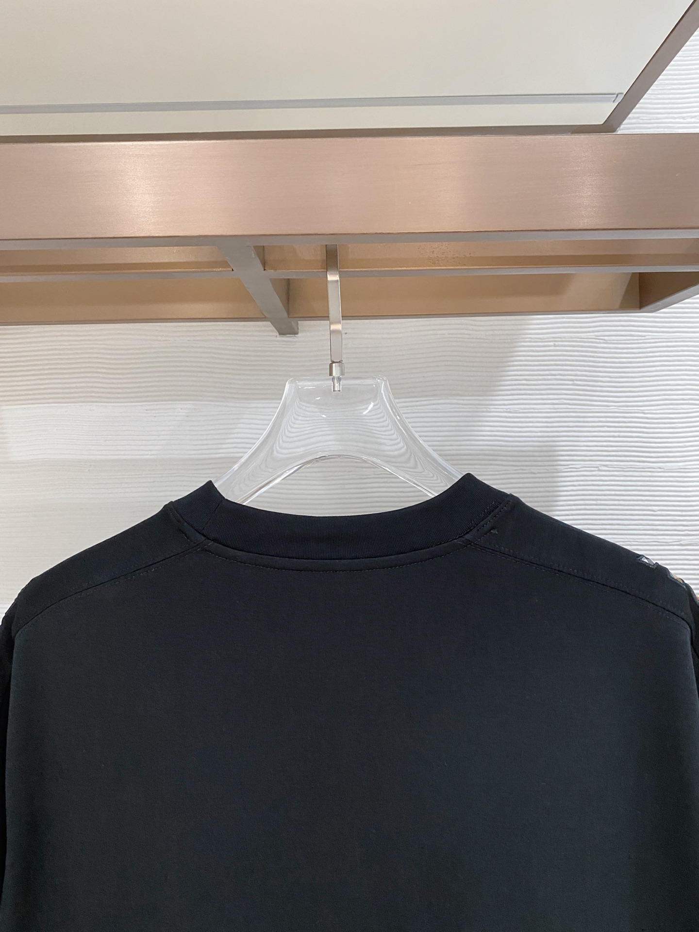 short sleeves