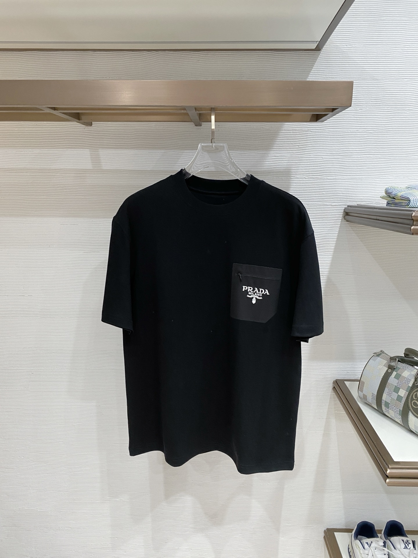 short sleeves