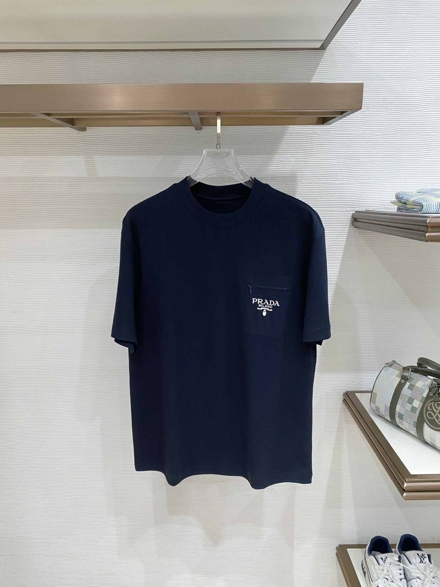 short sleeves