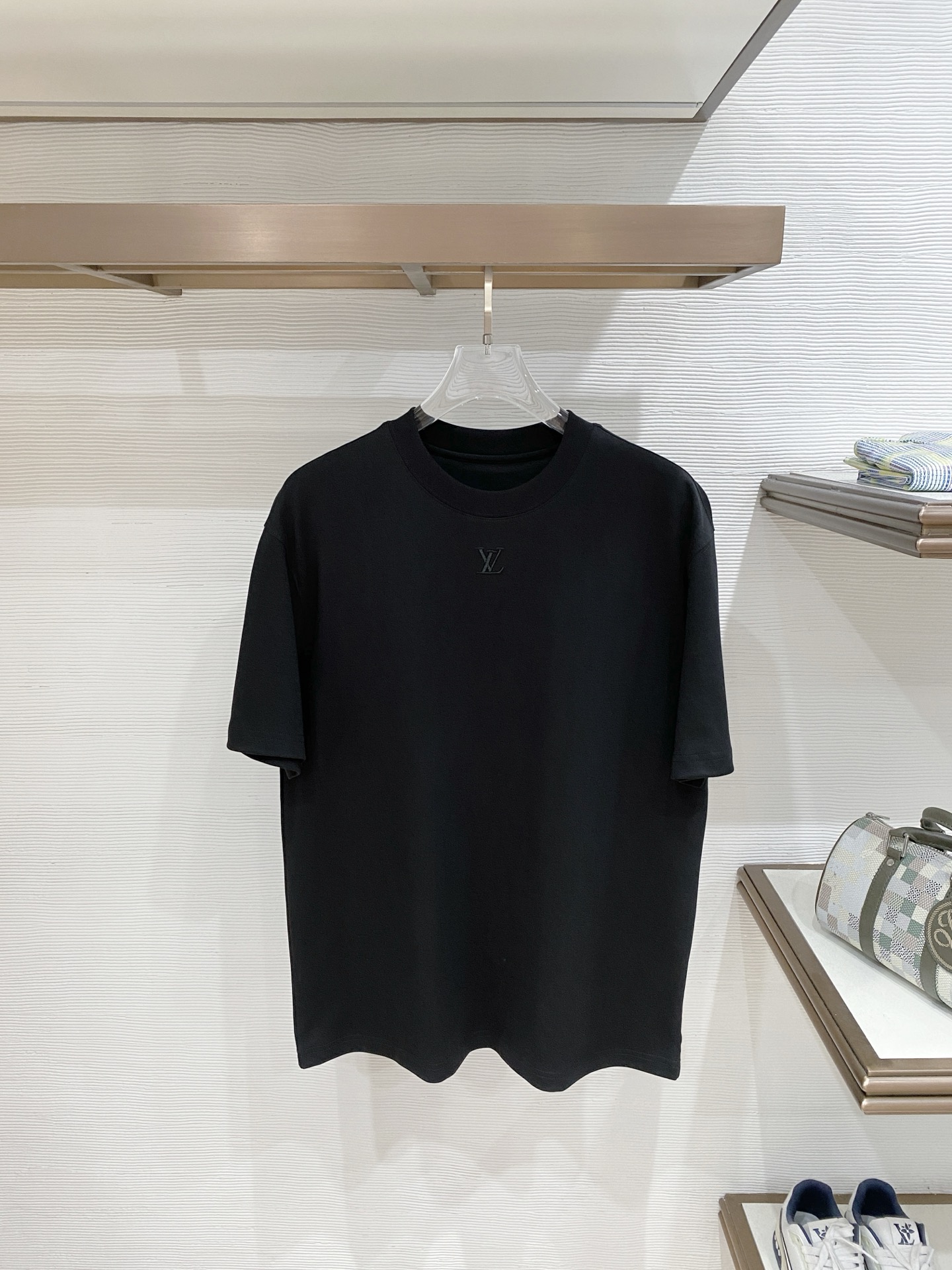 short sleeves