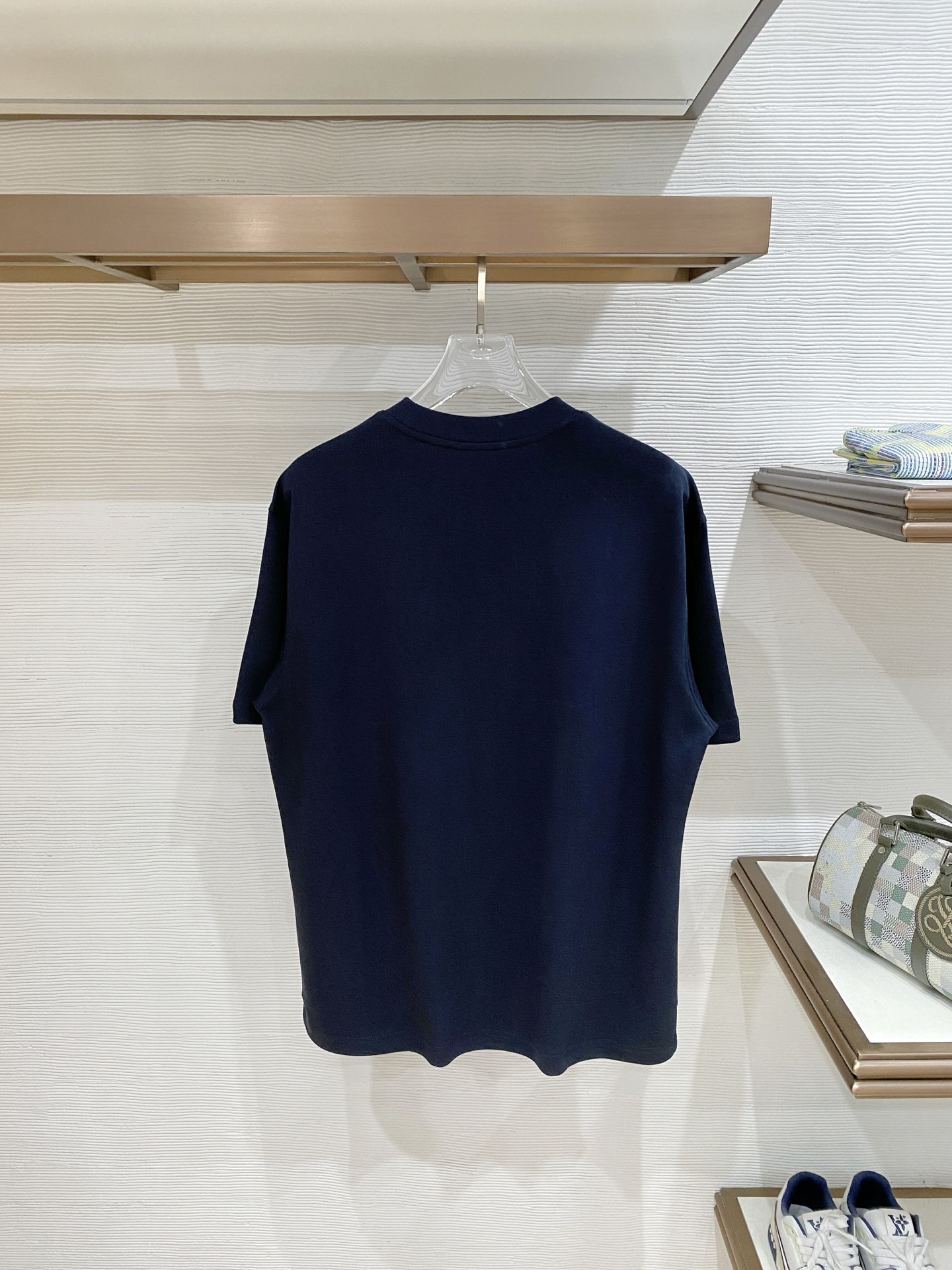 short sleeves