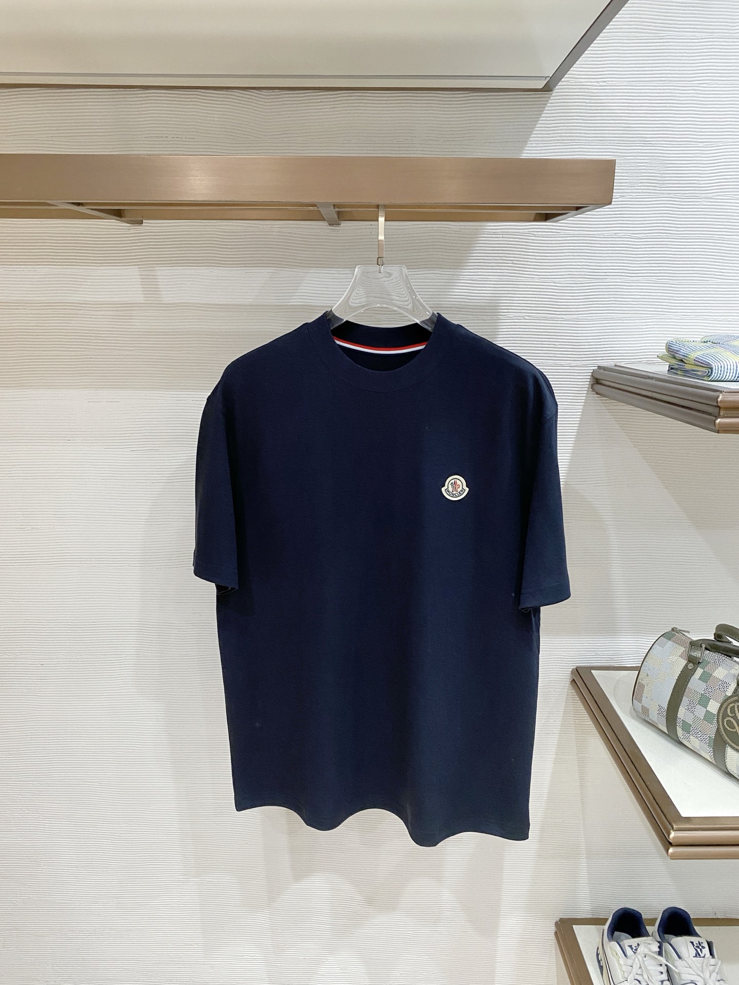 short sleeves