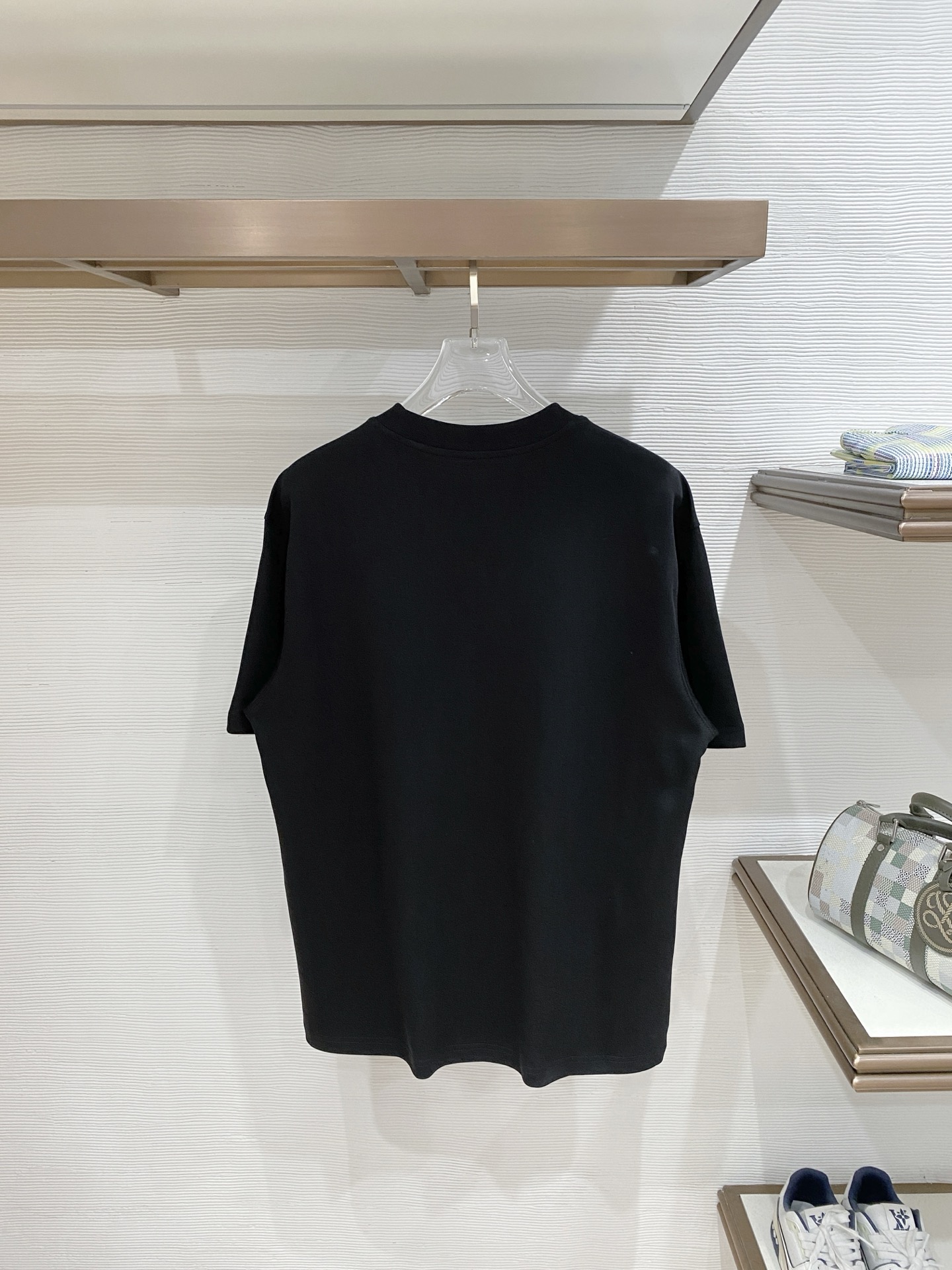 short sleeves