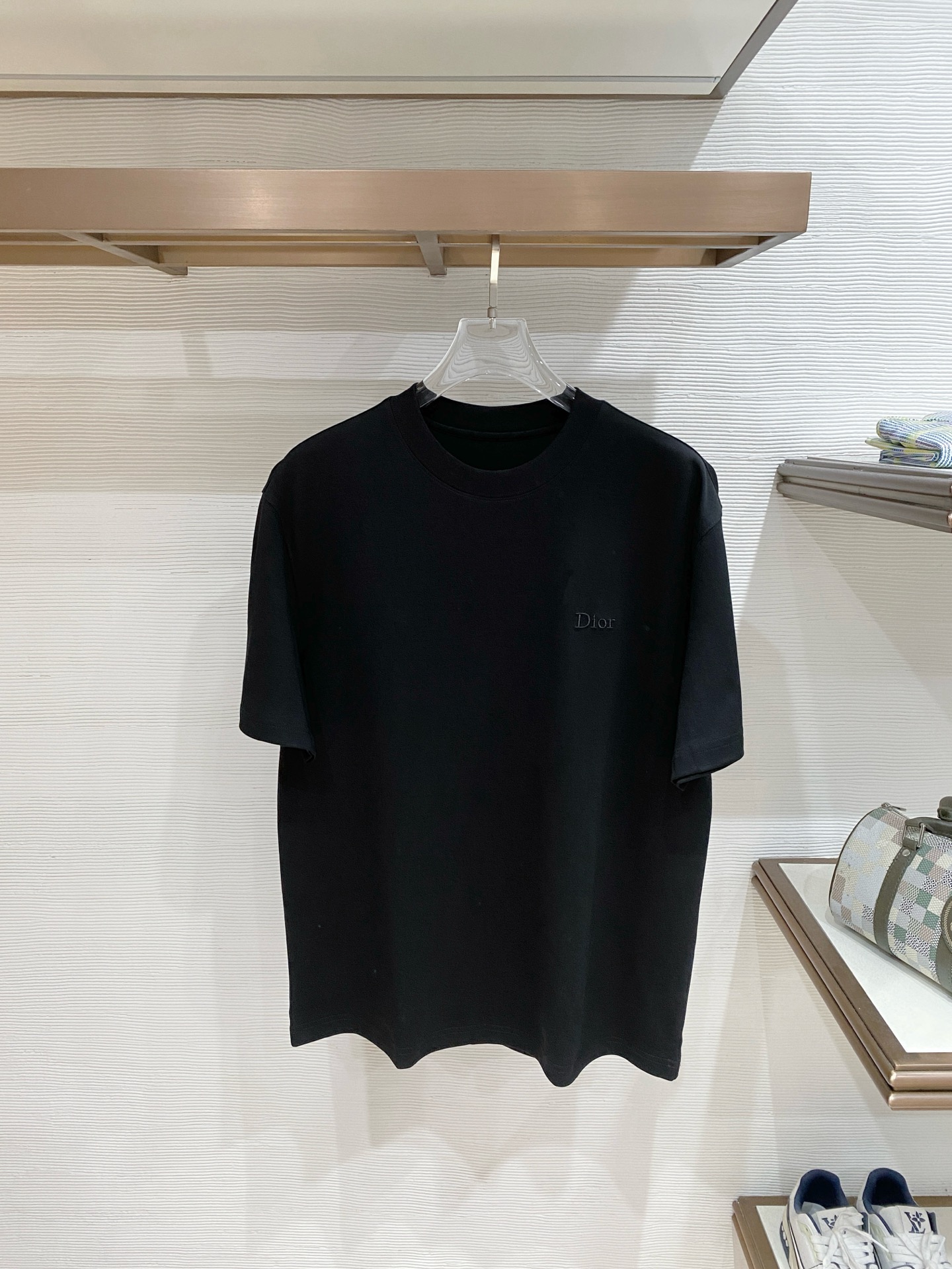 short sleeves