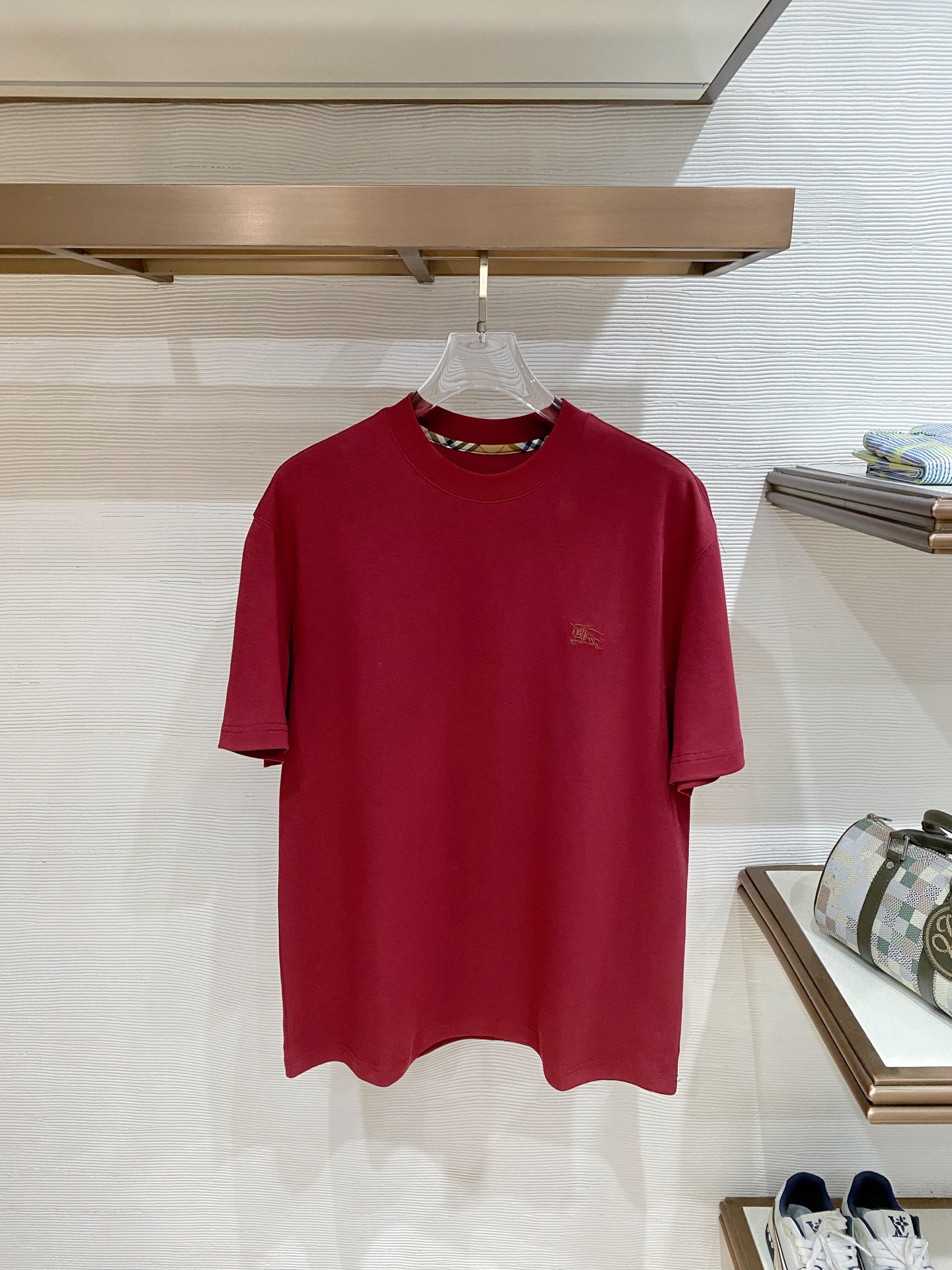 short sleeves