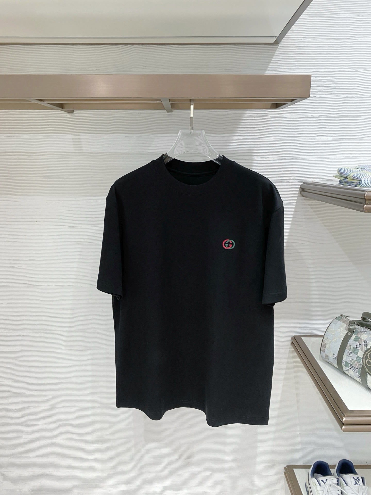 short sleeves