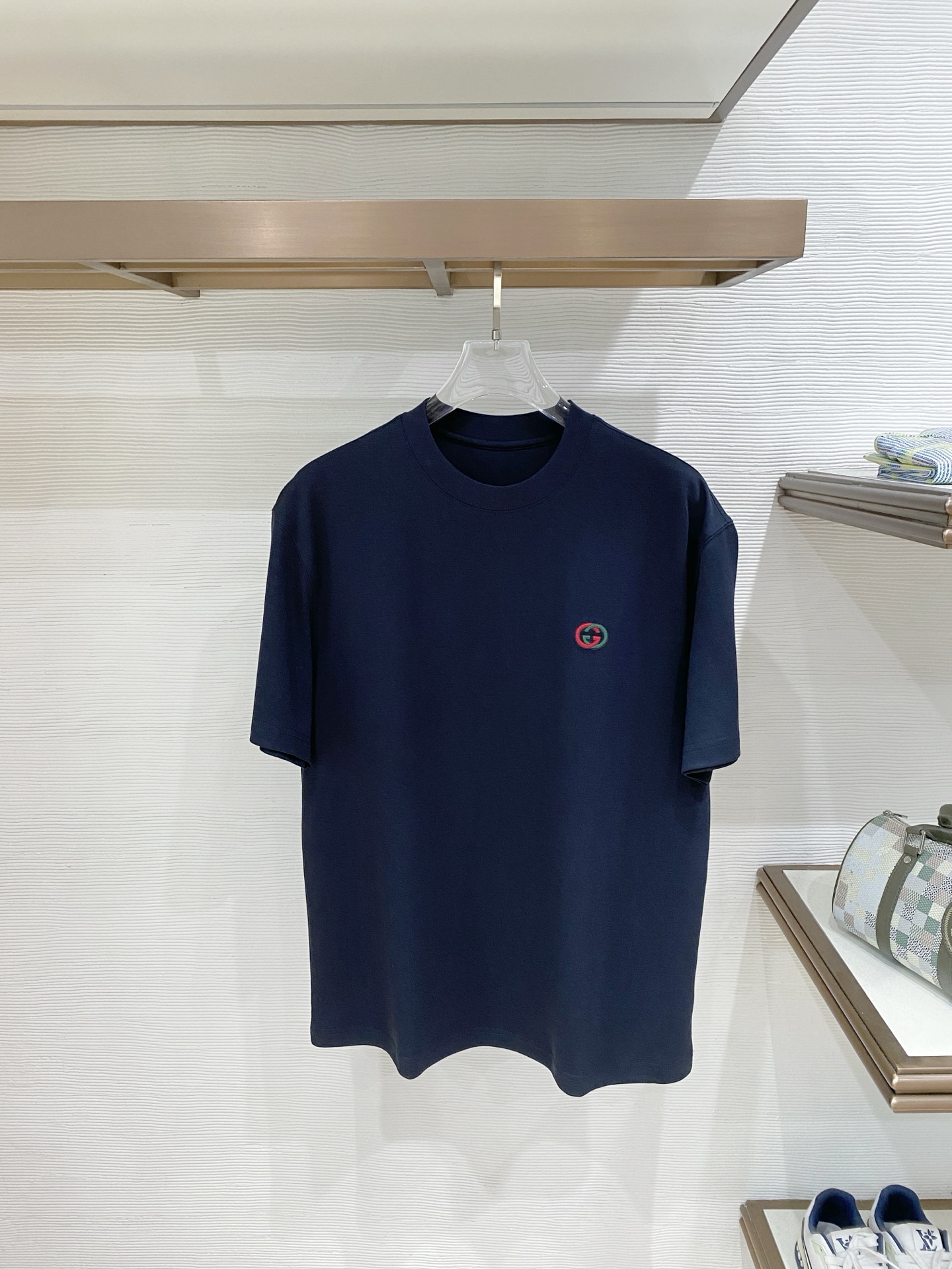 short sleeves