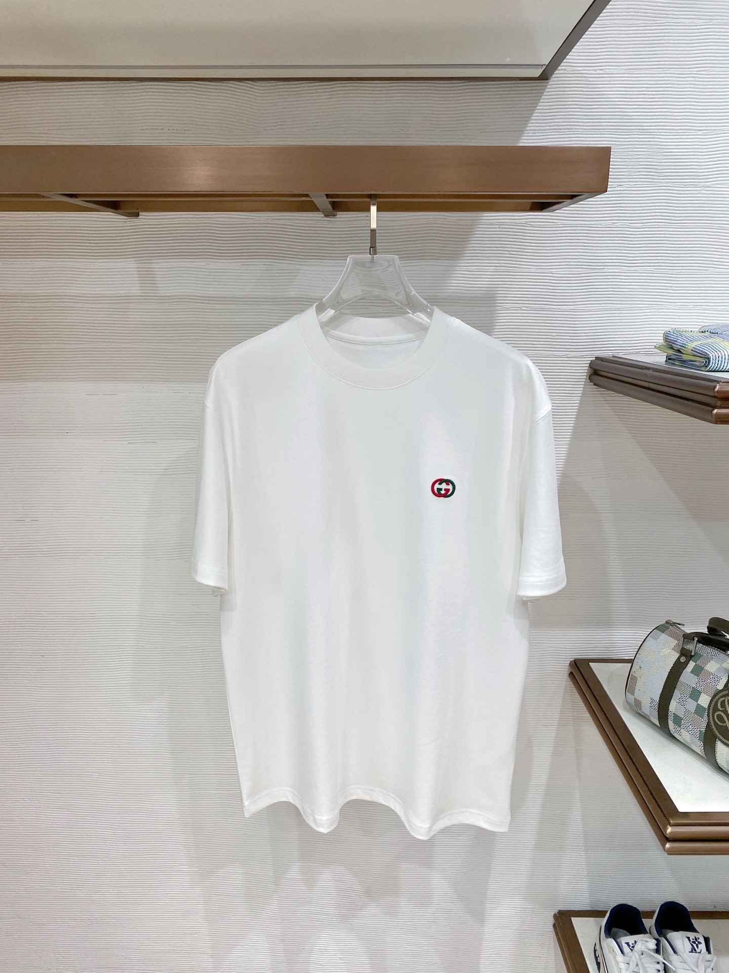 short sleeves