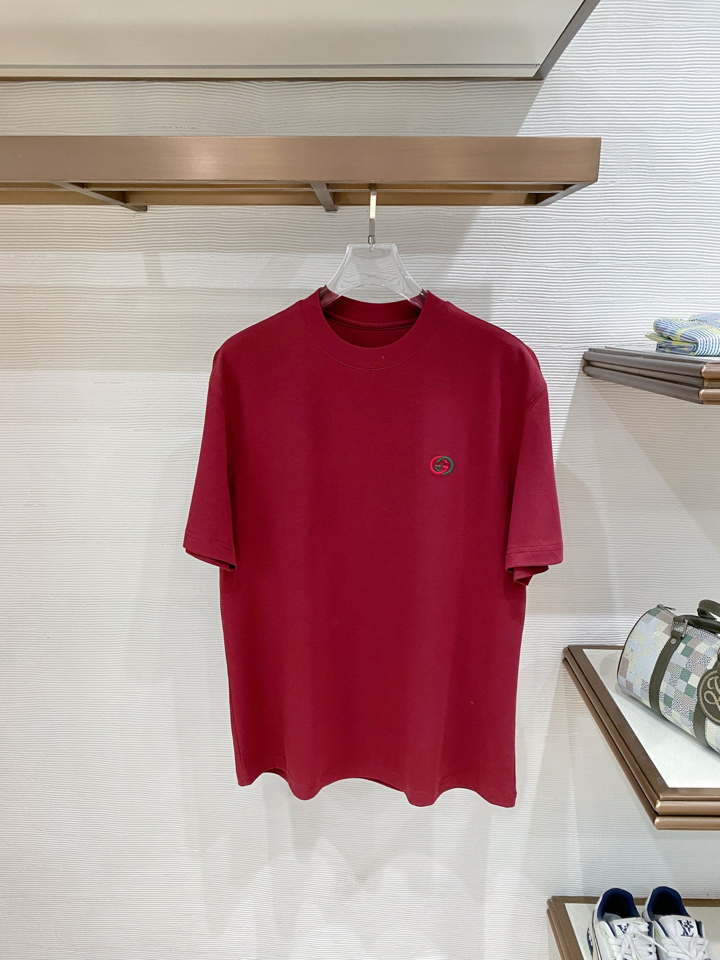short sleeves