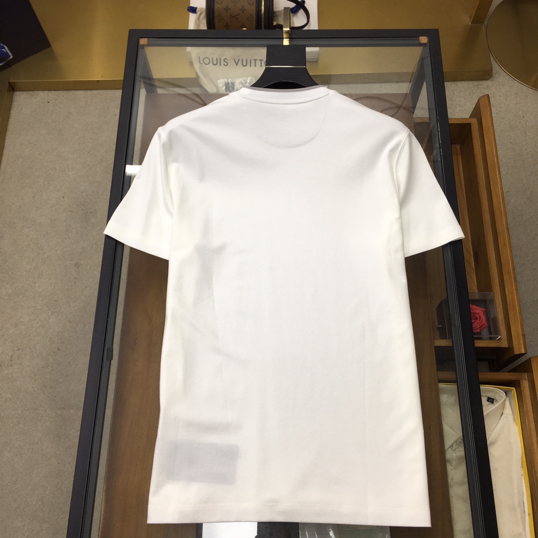 short sleeves