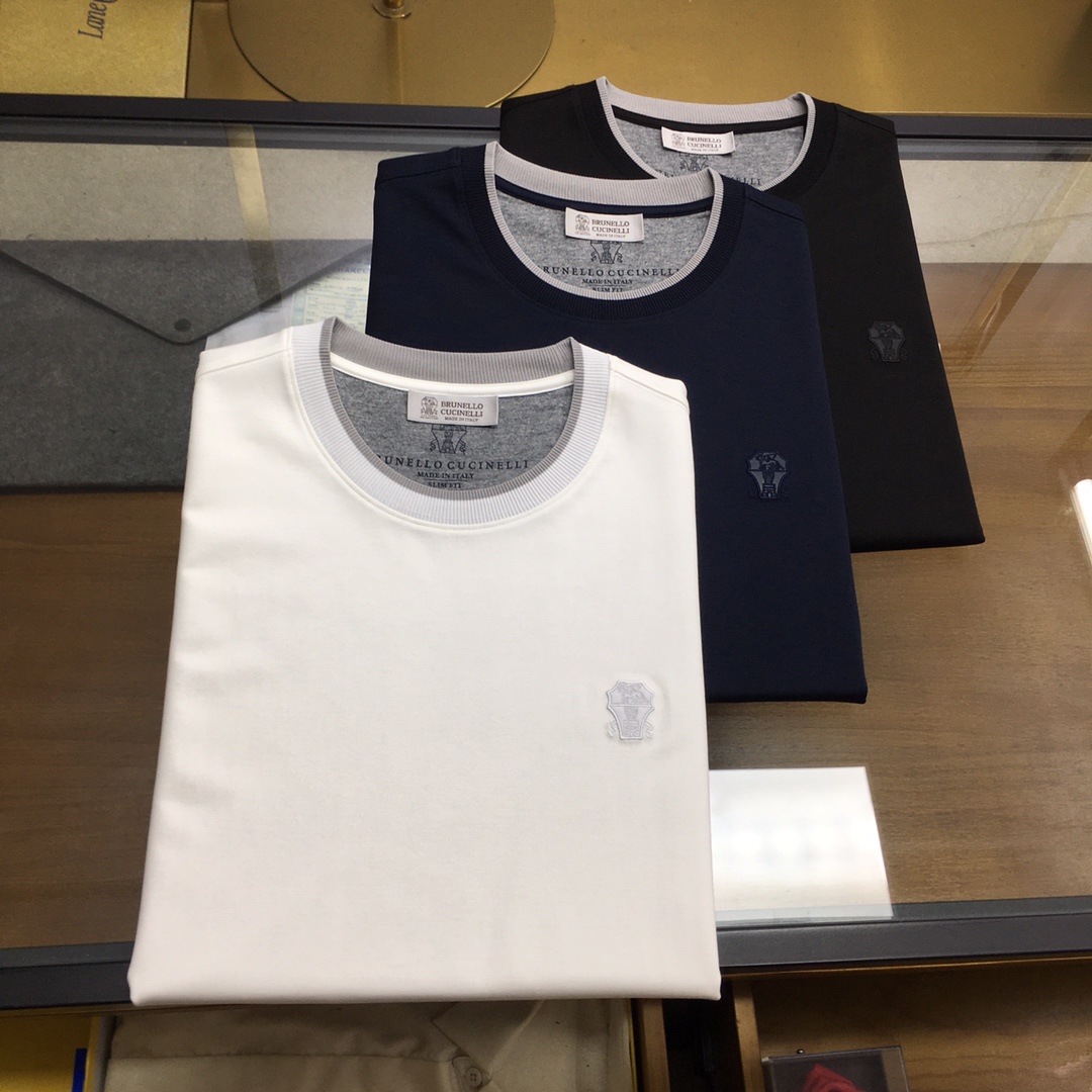 short sleeves