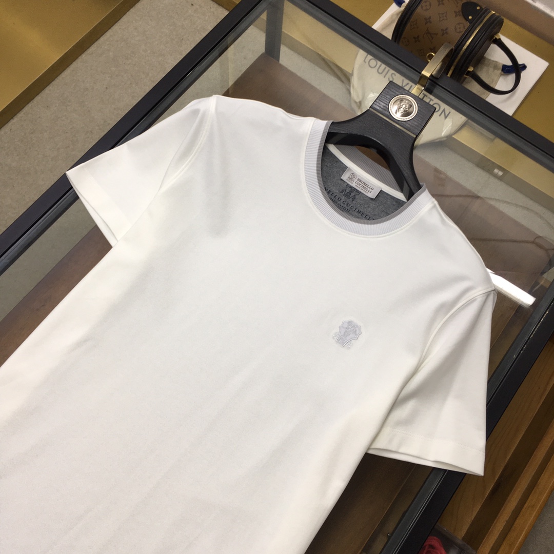 short sleeves