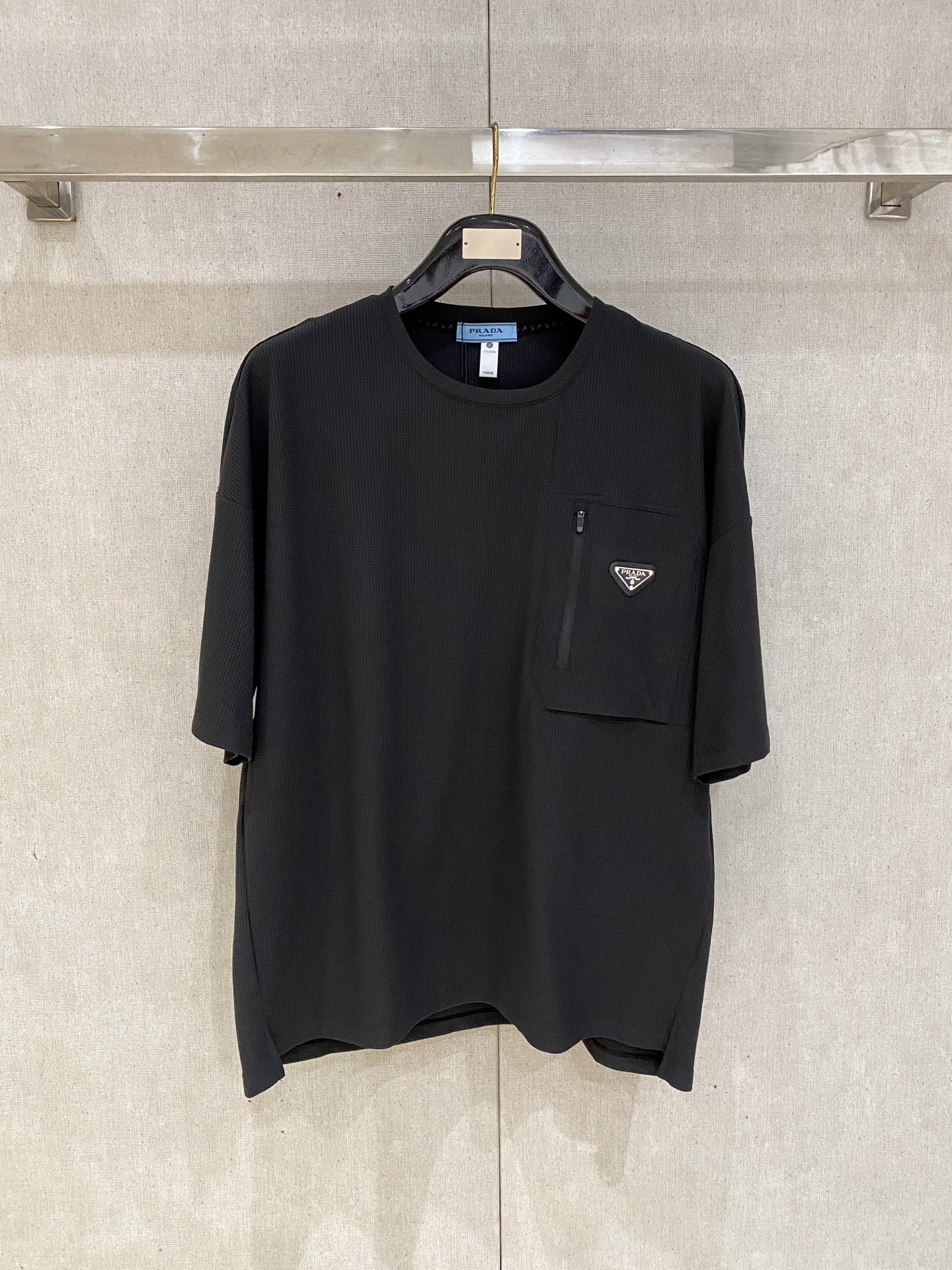 short sleeves