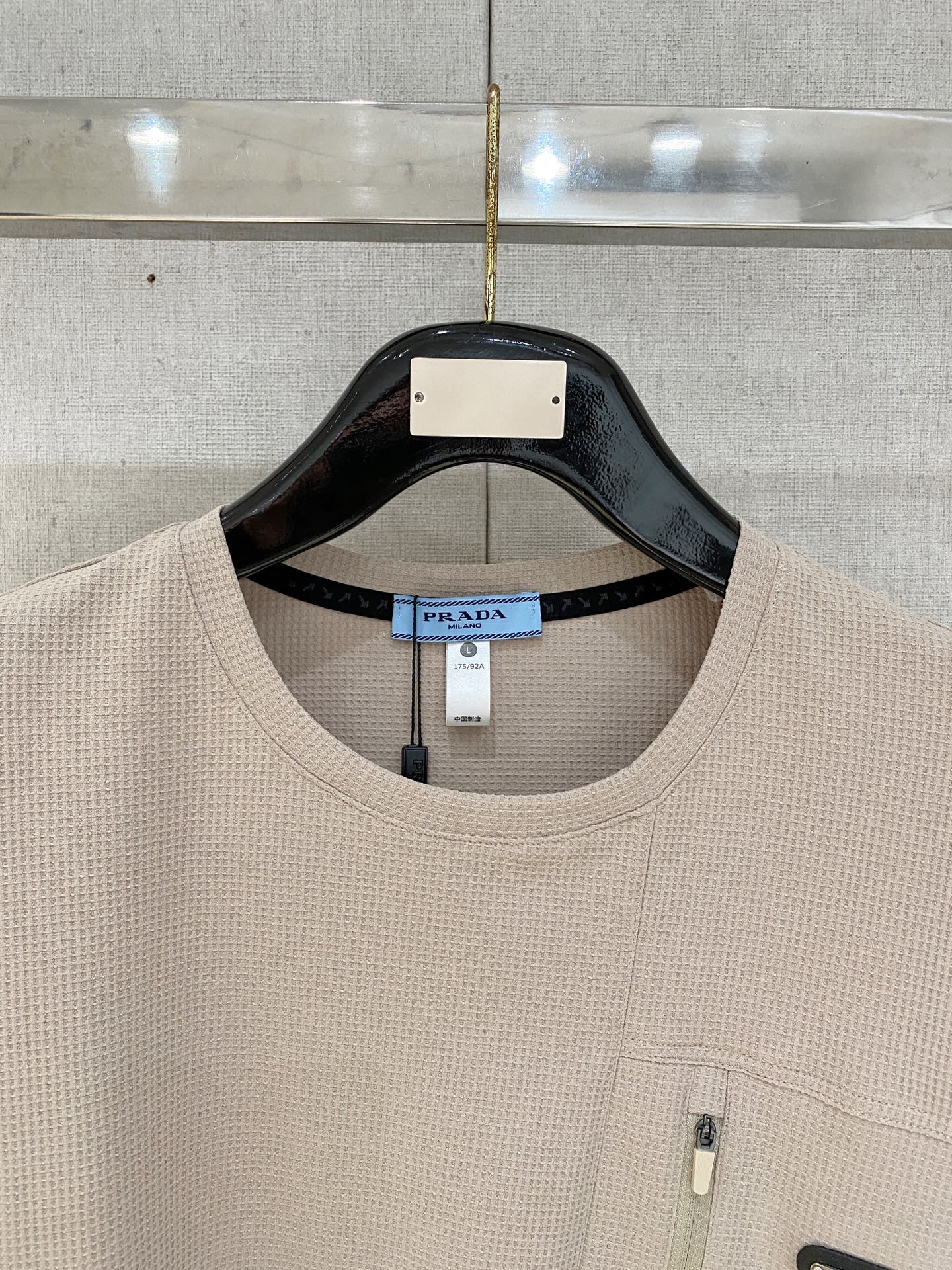 short sleeves