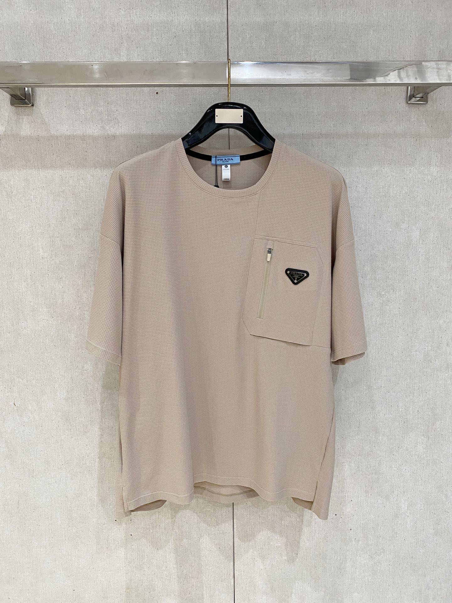 short sleeves