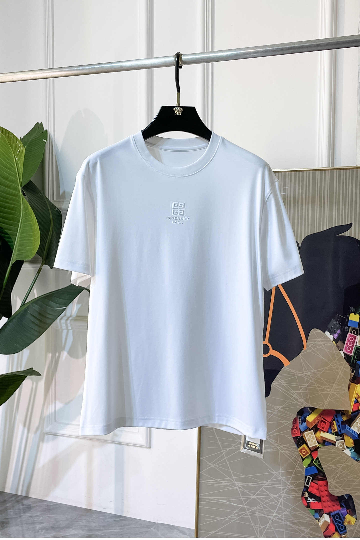 short sleeves