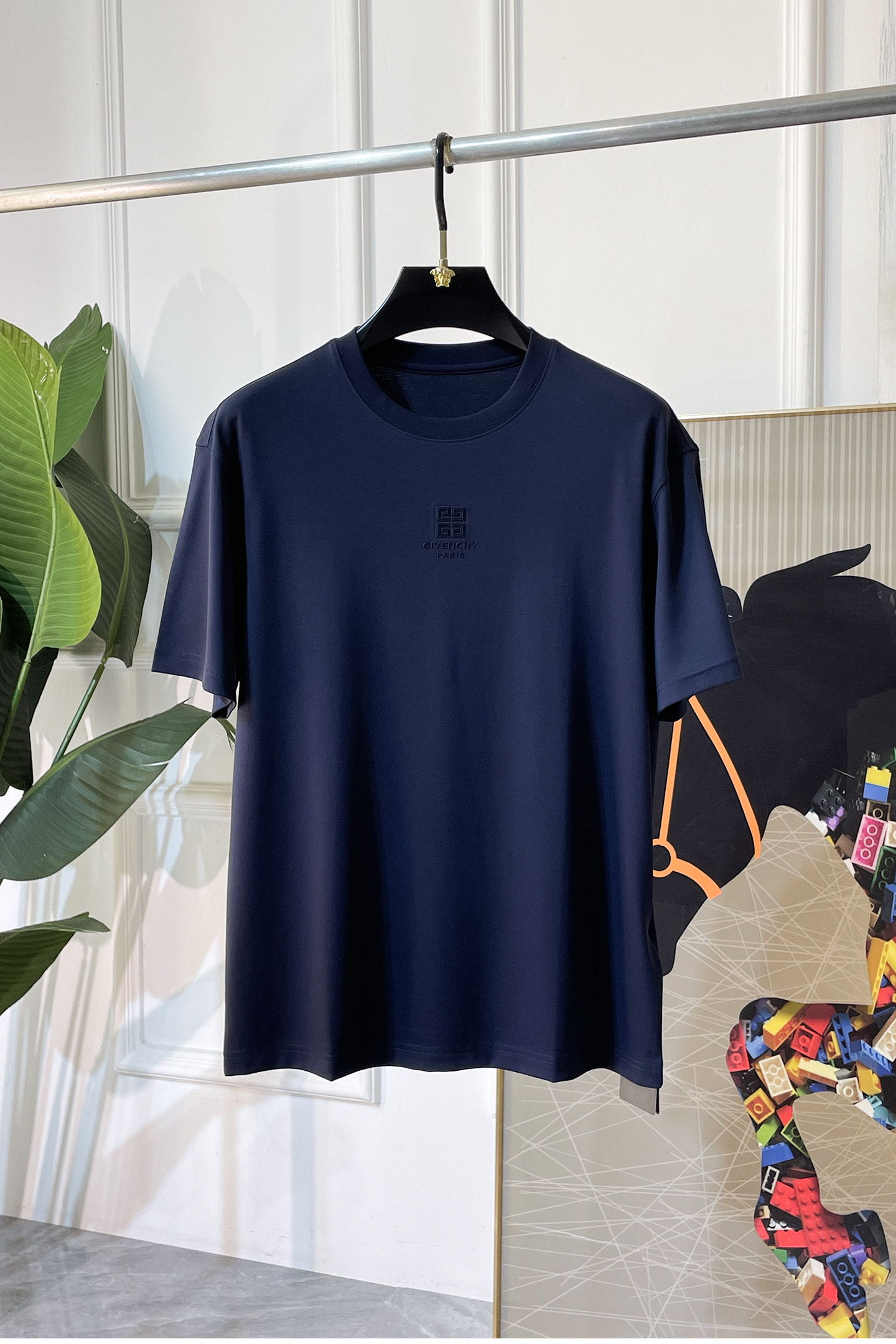 short sleeves