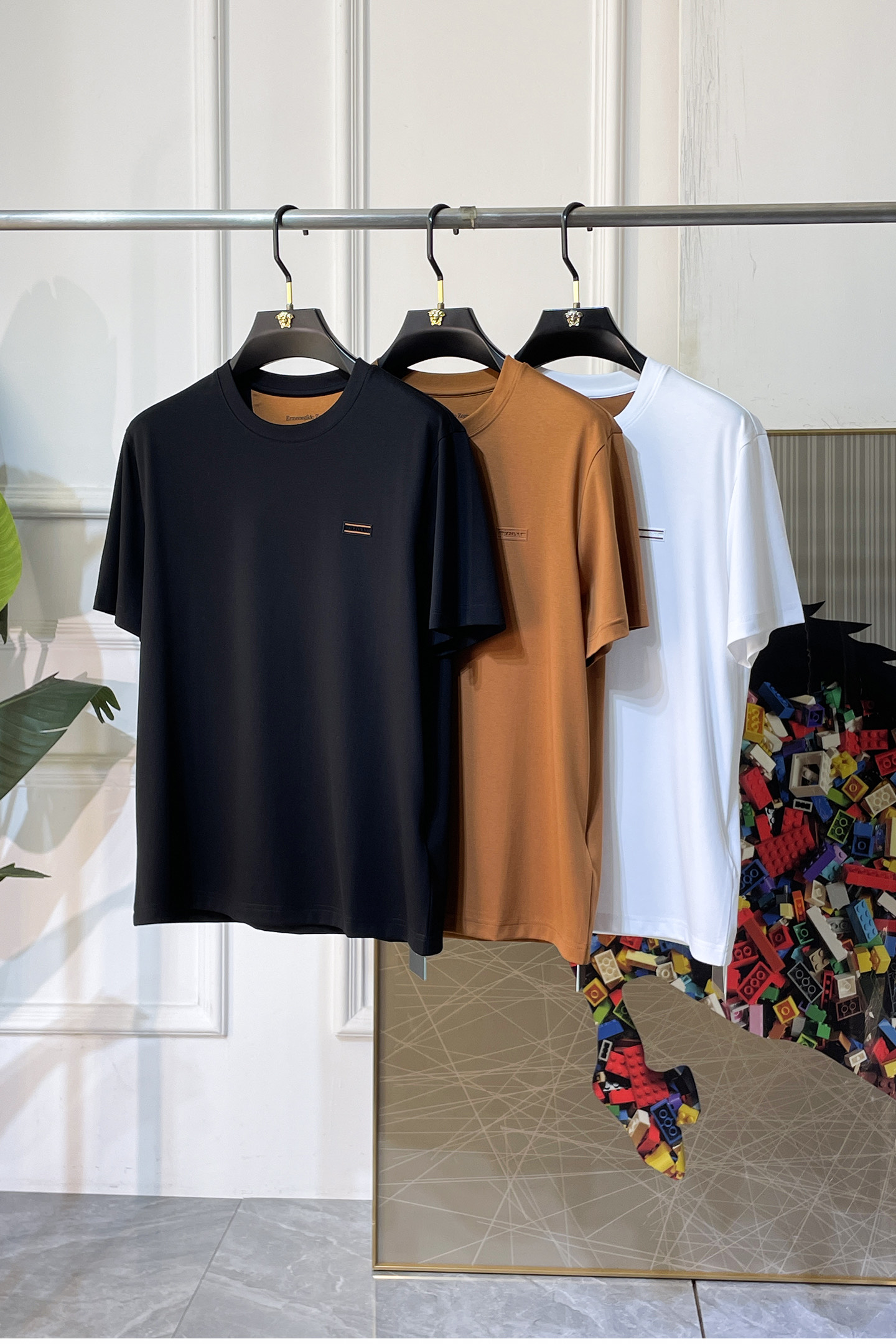 short sleeves
