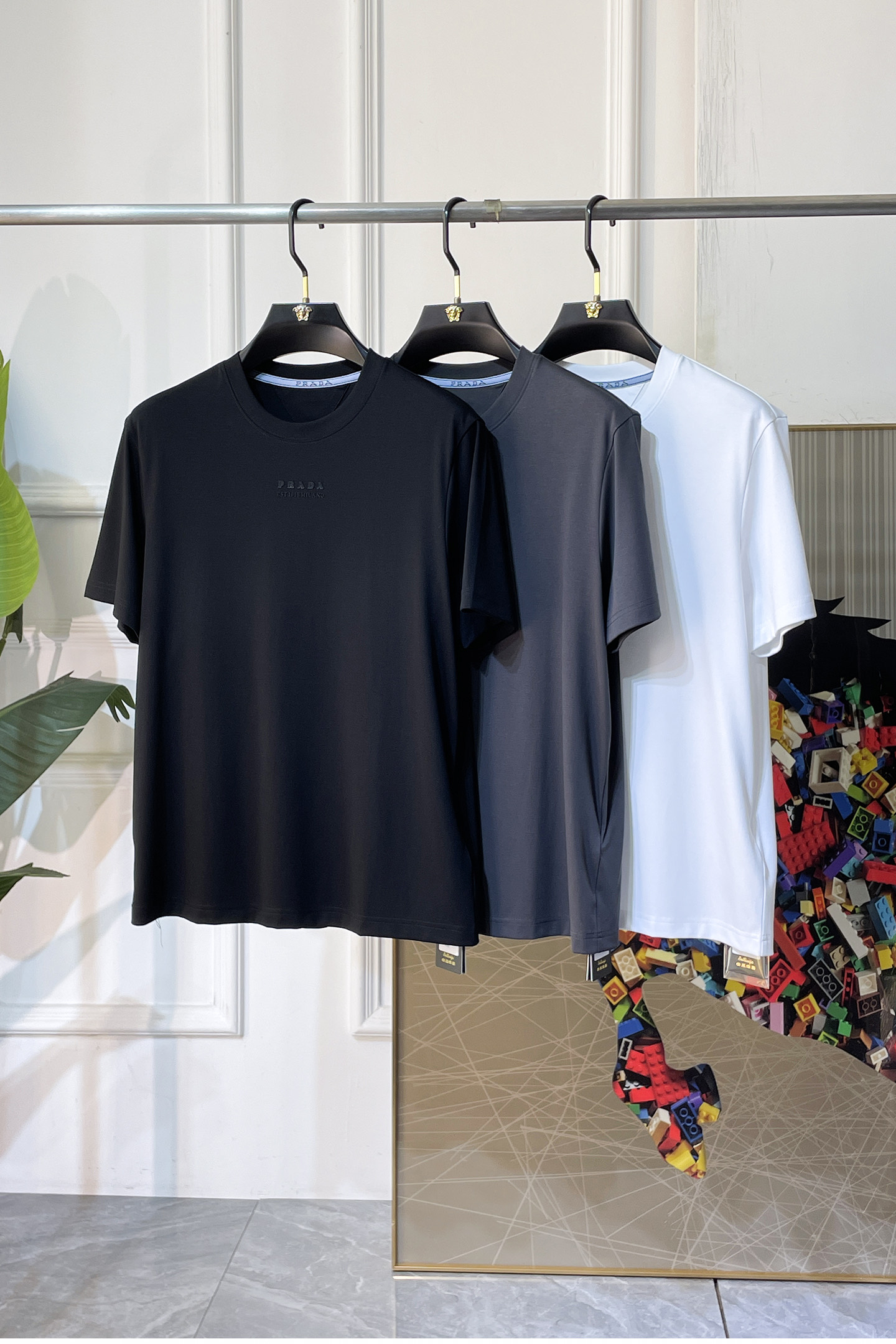 short sleeves