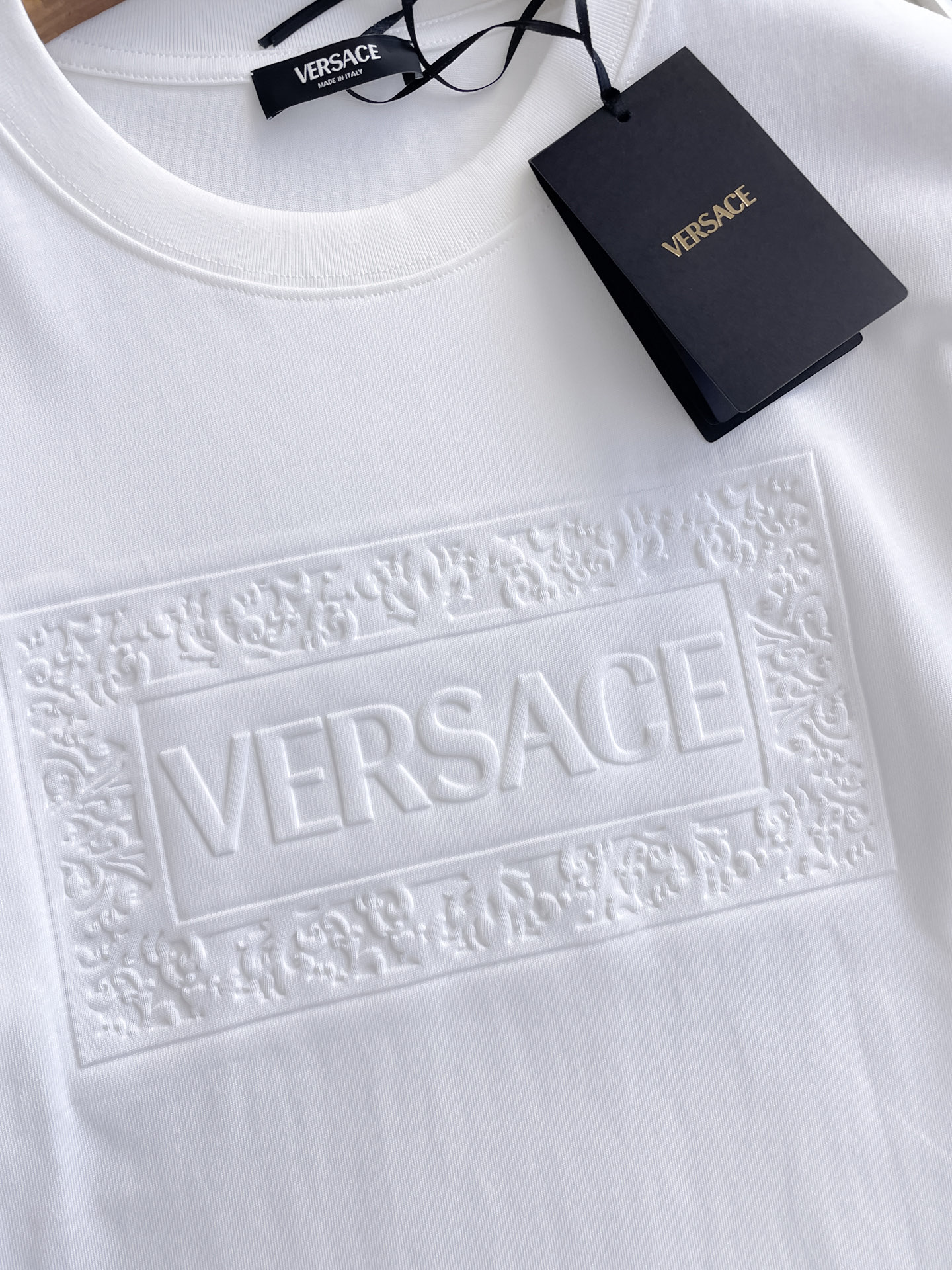 short sleeves