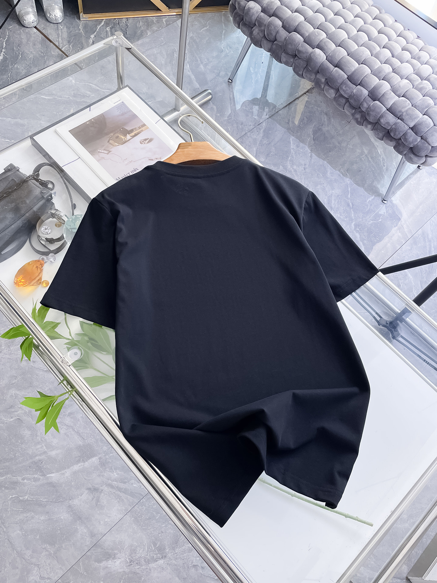 short sleeves