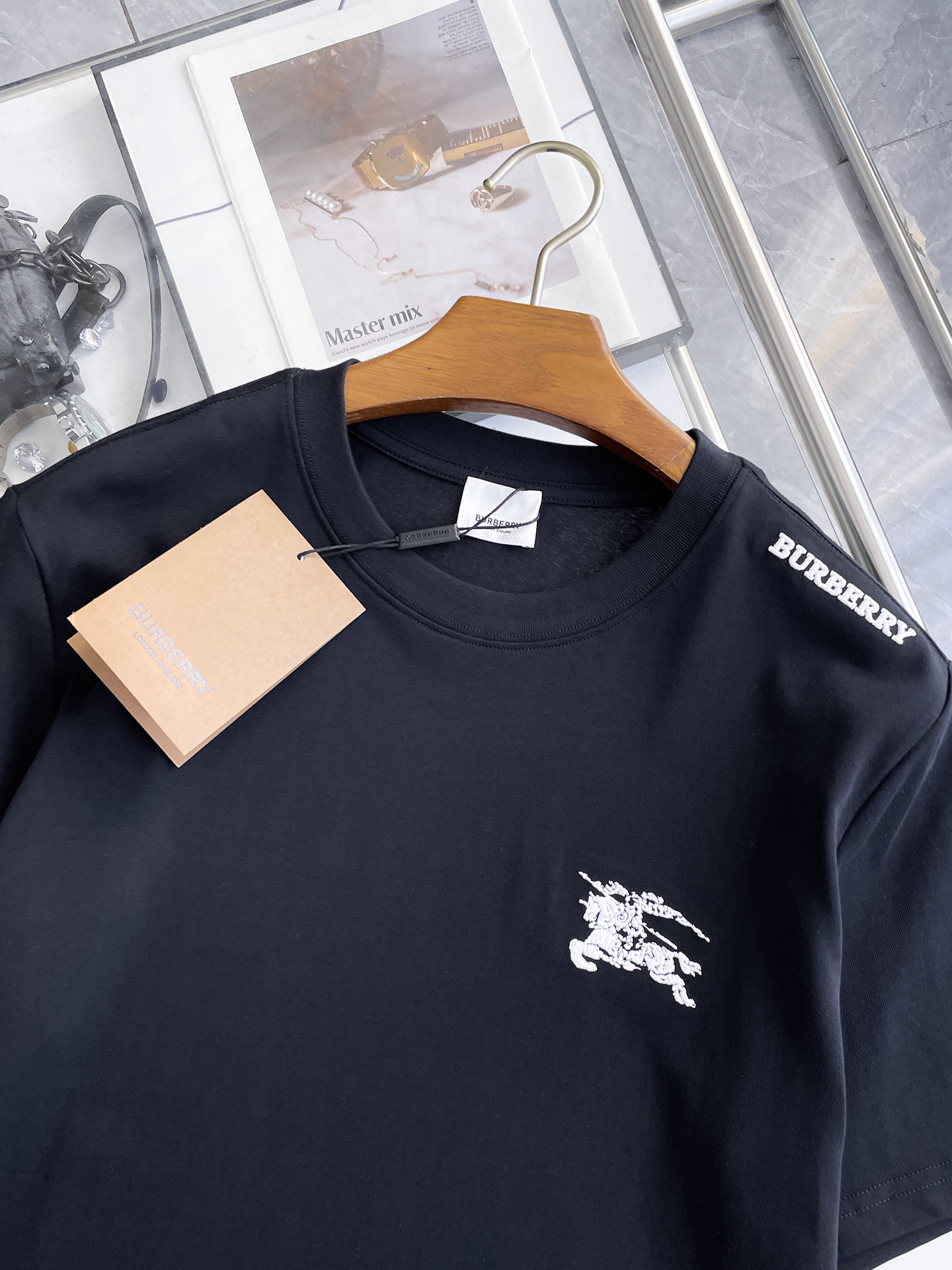 short sleeves
