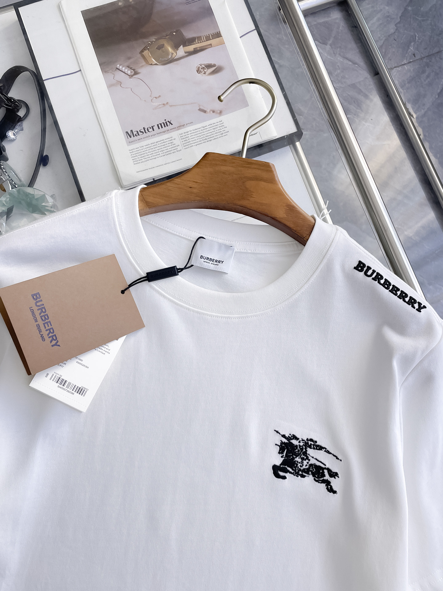 short sleeves