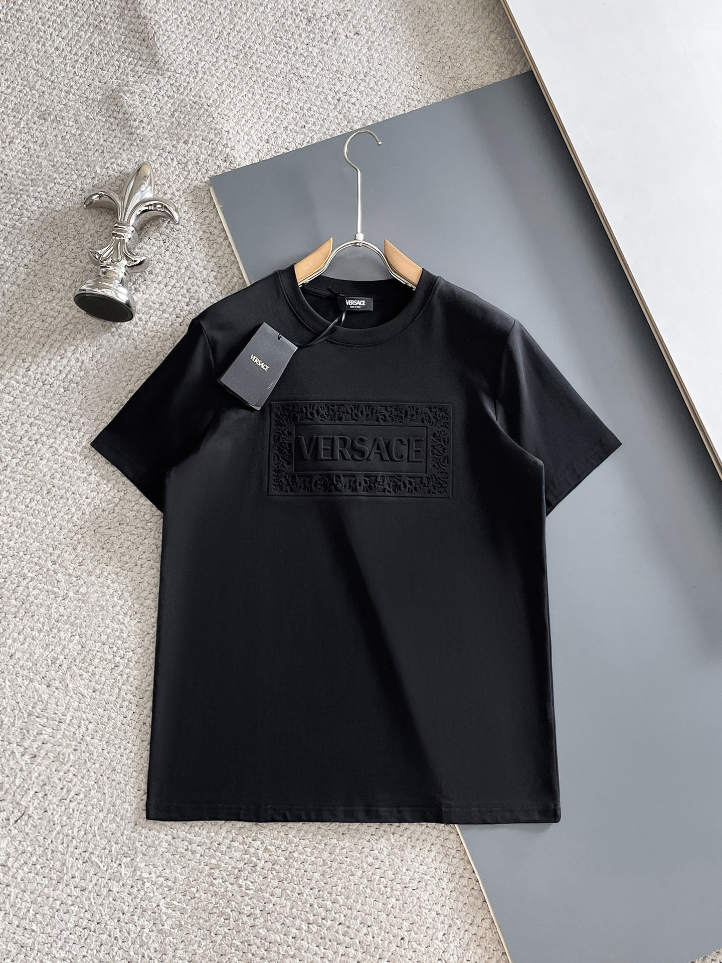 short sleeves