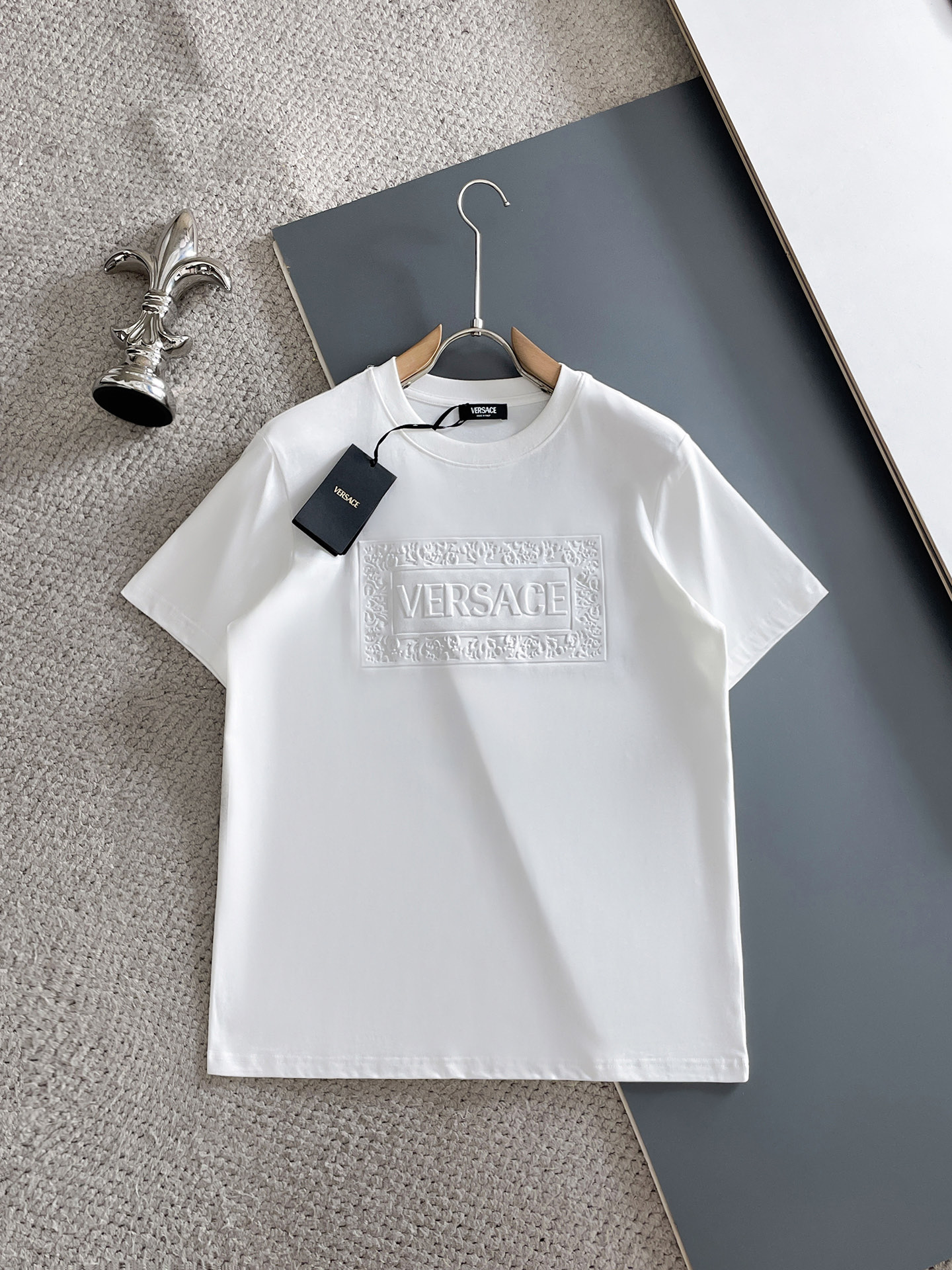 short sleeves