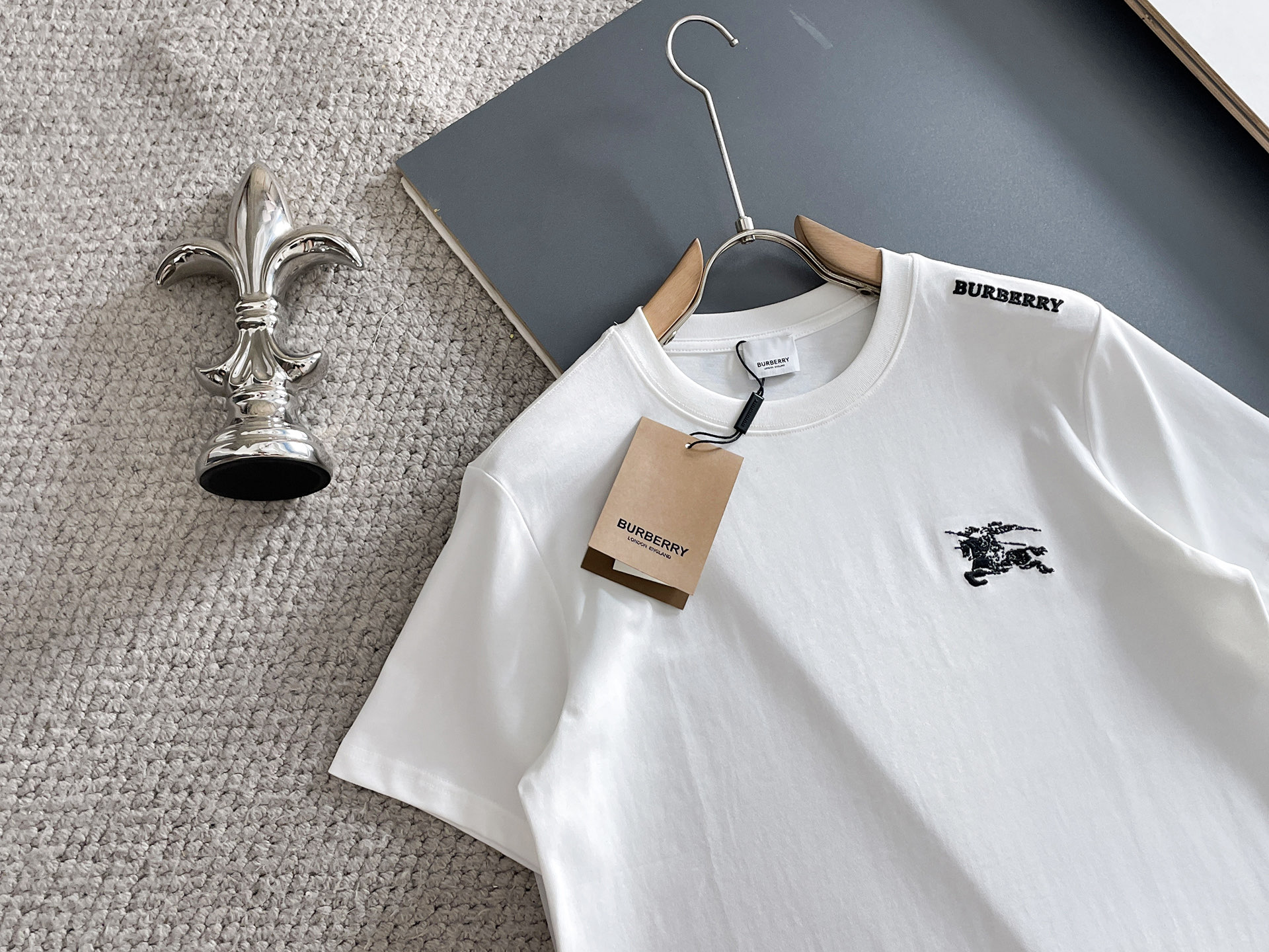 short sleeves