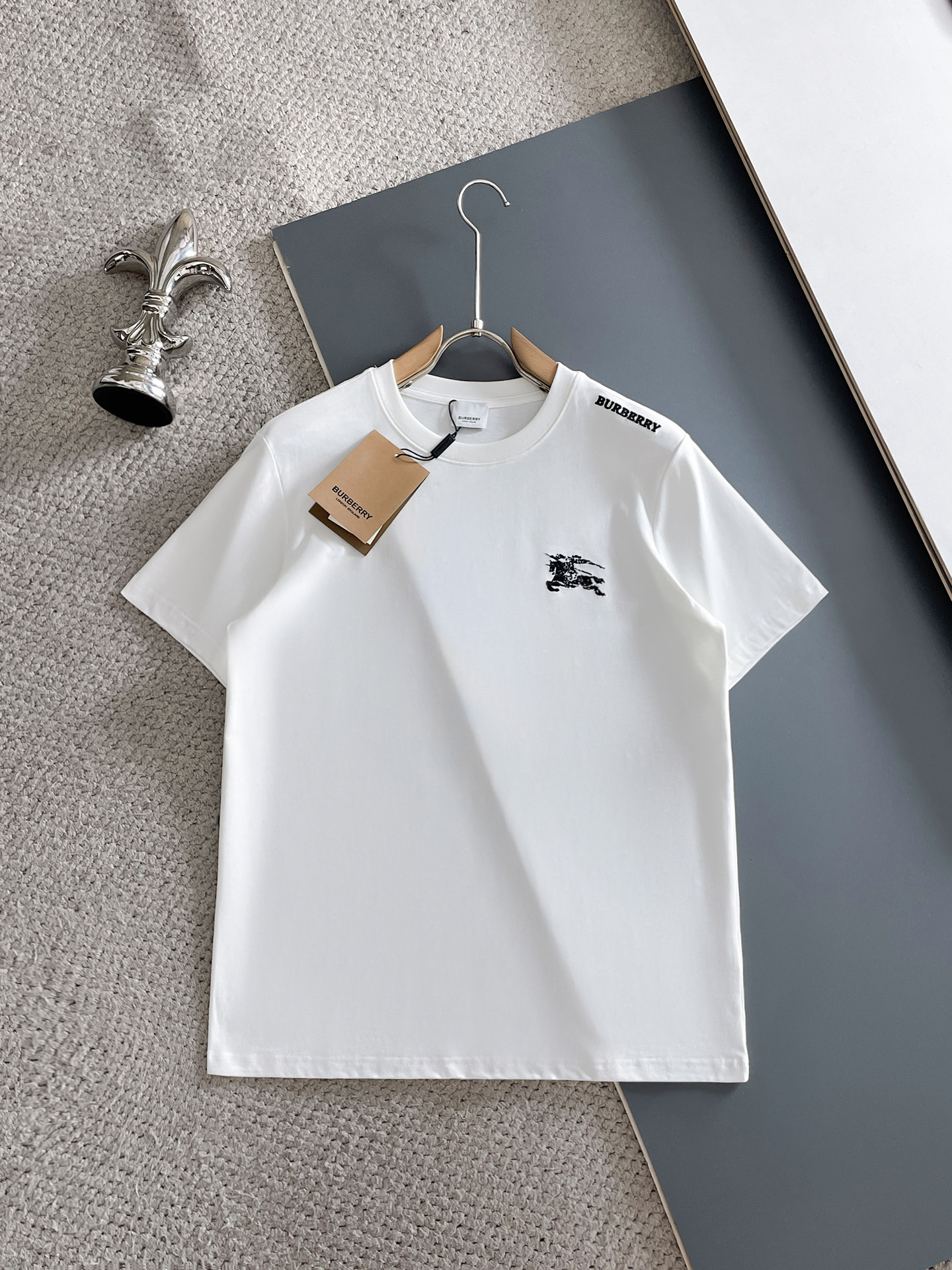 short sleeves