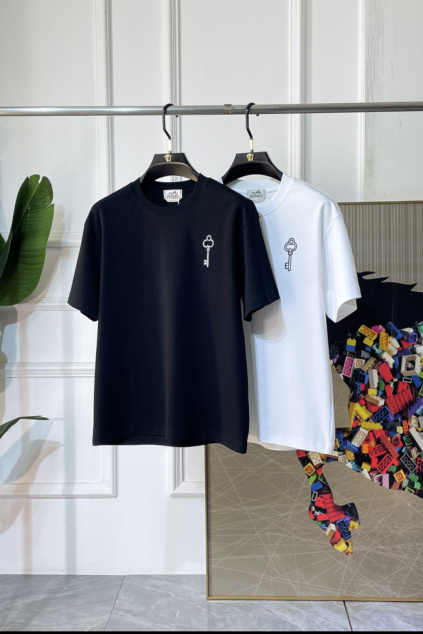 short sleeves