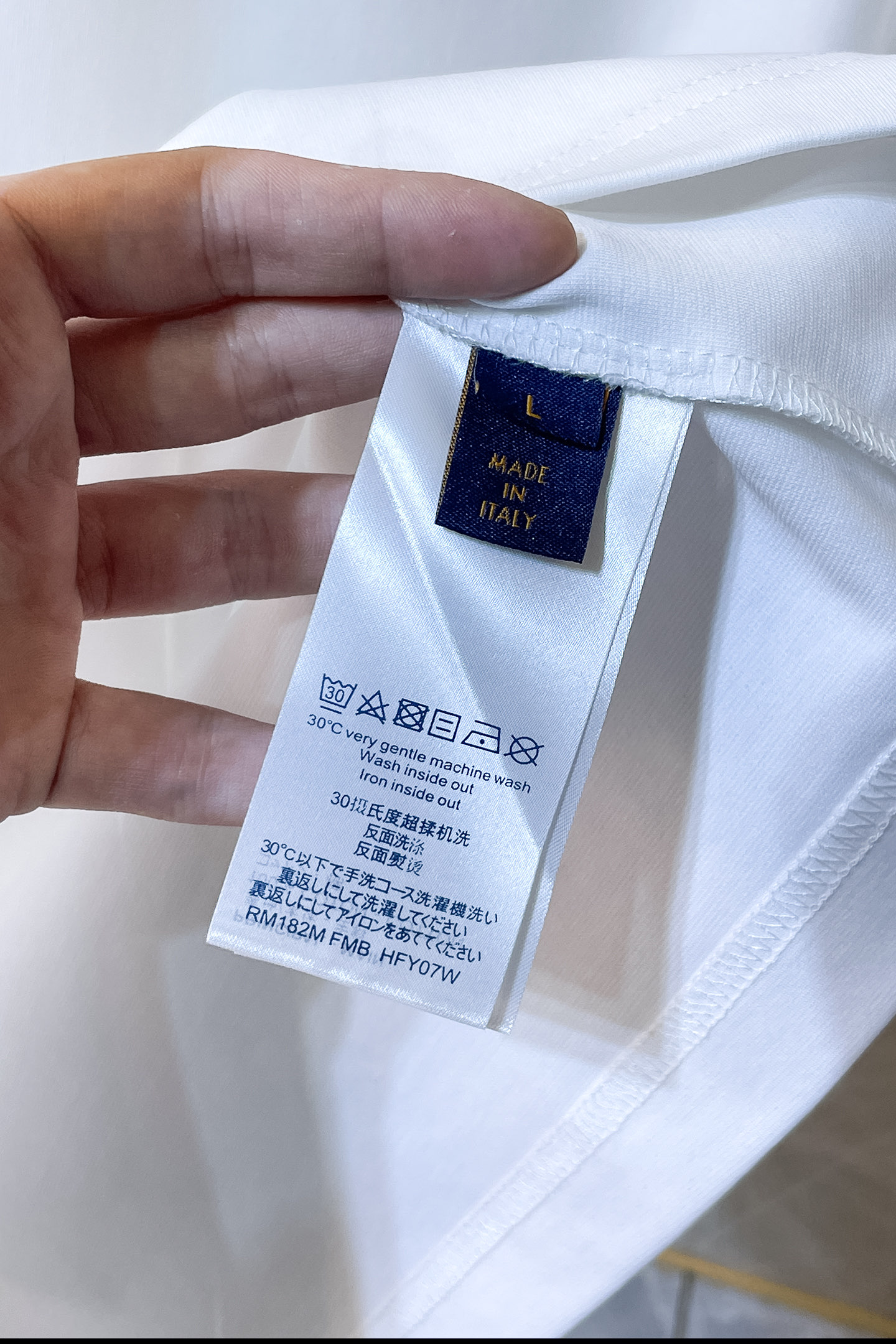 short sleeves