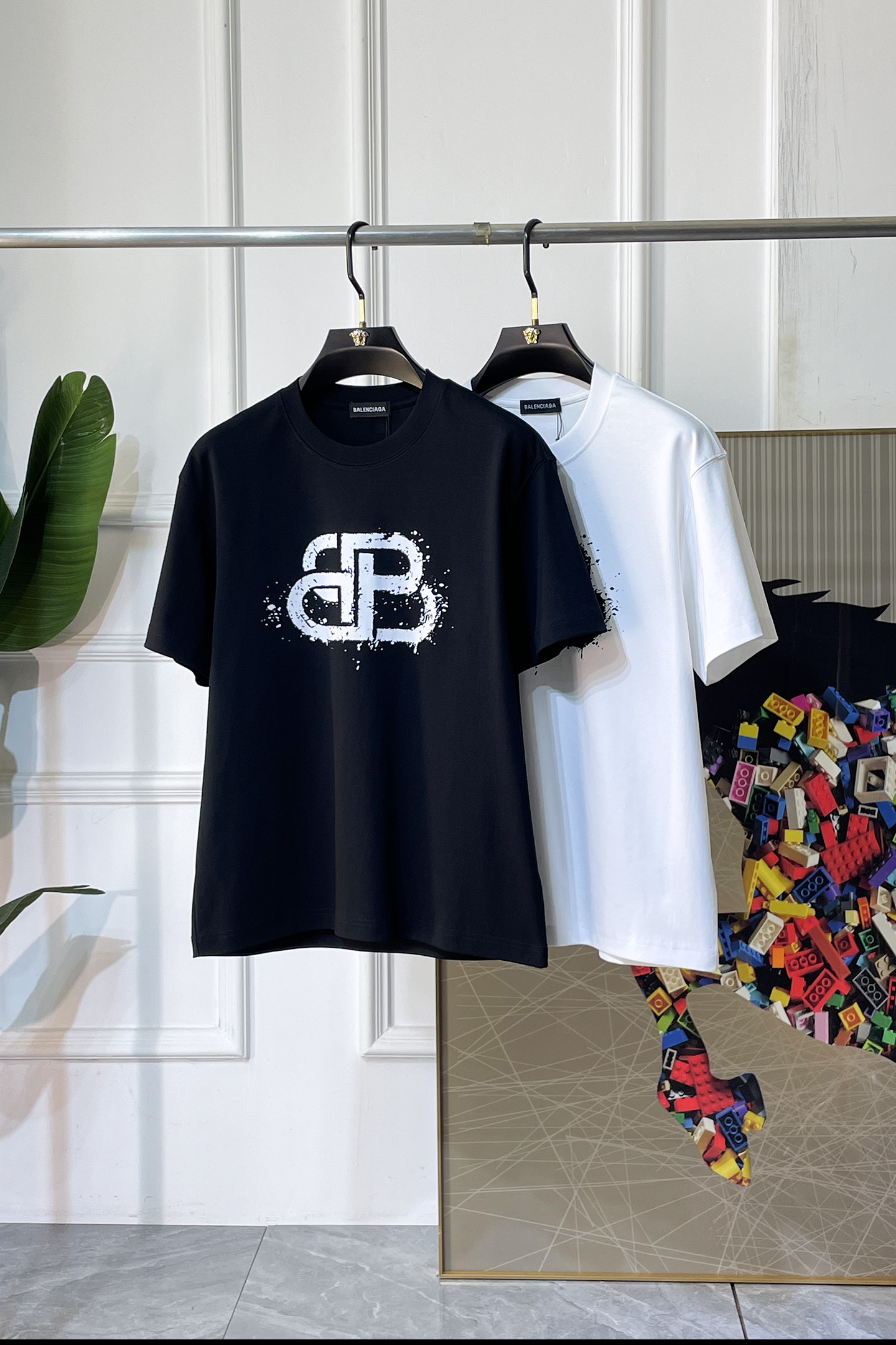 short sleeves